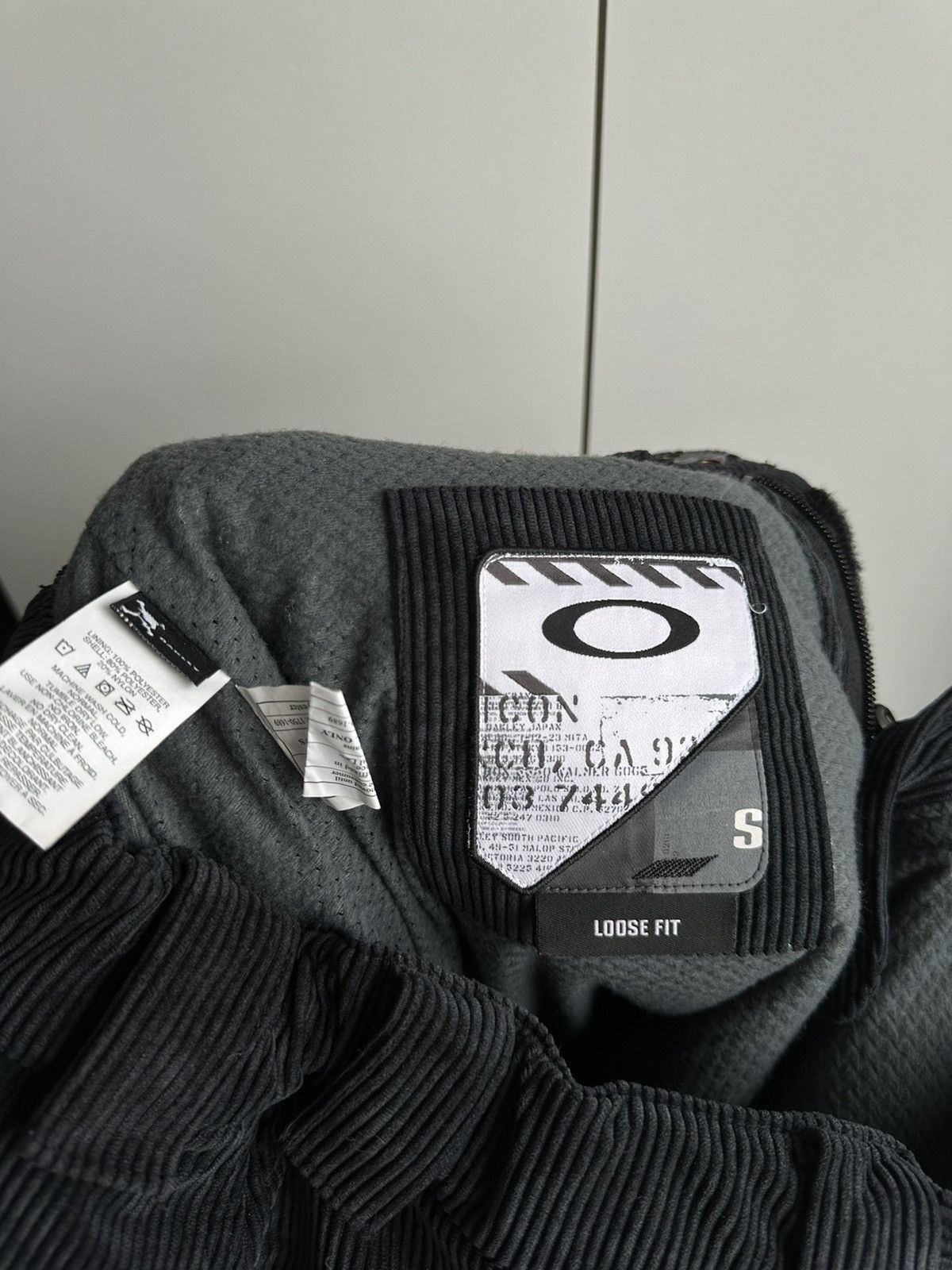 Oakley Oakley SoftWare Velvet Multi-Pocket Baggy Vintage Y2K 2008s Size US 30 / EU 46 - 15 Thumbnail