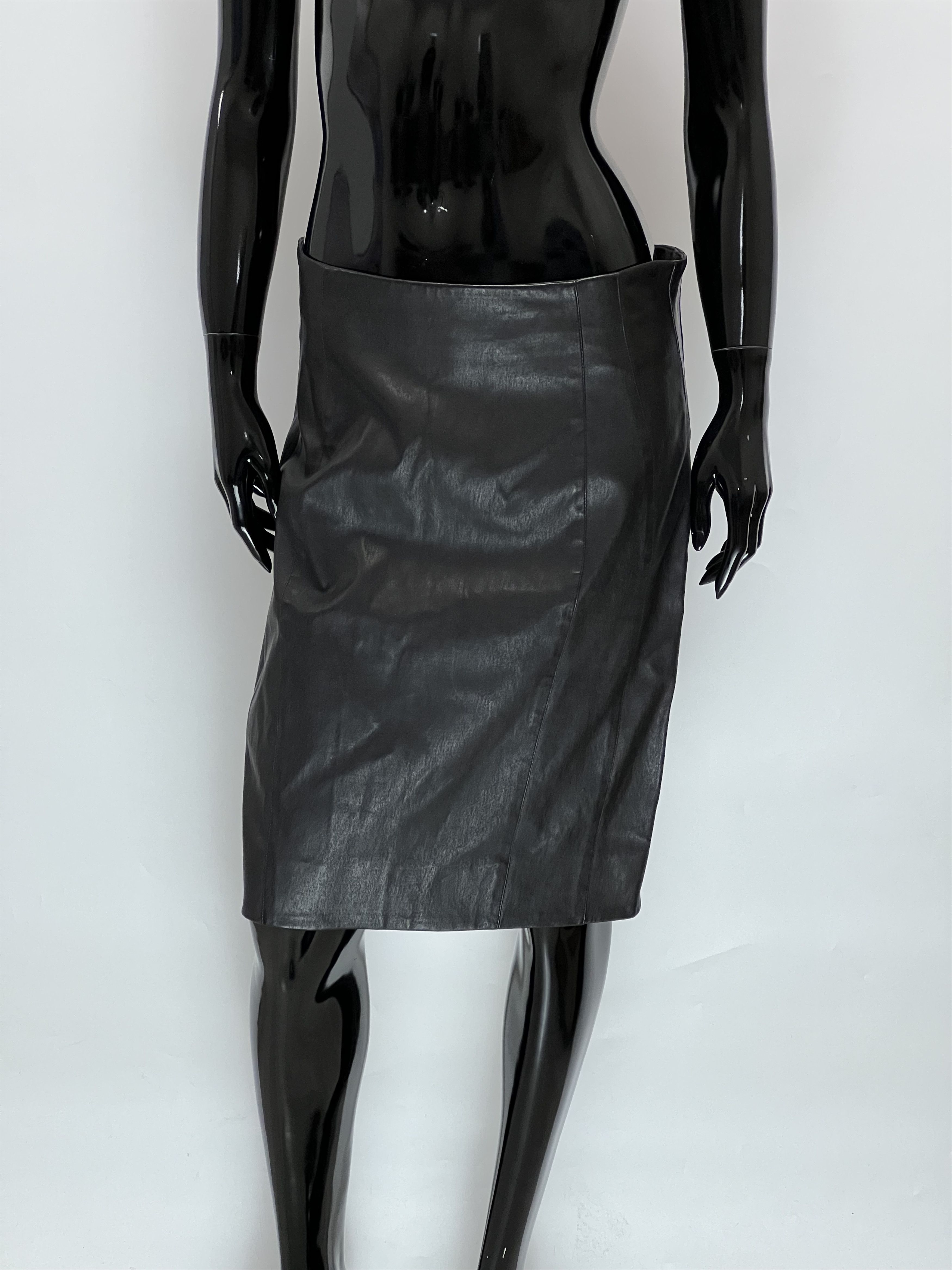 Prada Prada Black Leather Midi Skirt Size IT 44 Size 30" / US 8 / IT 44 - 1 Thumbnail
