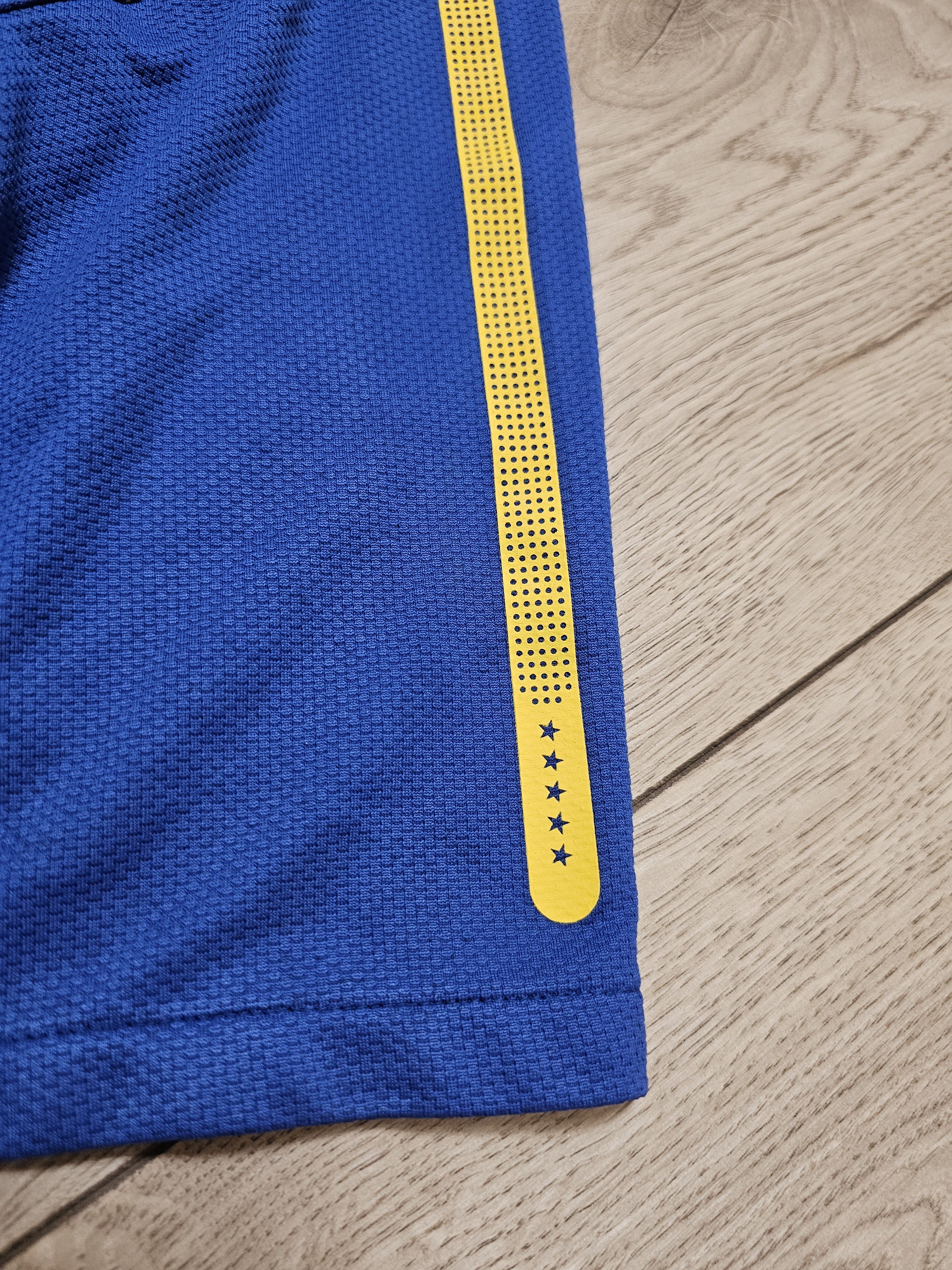 Nike BRAZIL 2010 2011 AWAY FOOTBALL SHIRT SOCCER JERSEY Size US L / EU 52-54 / 3 - 6 Thumbnail