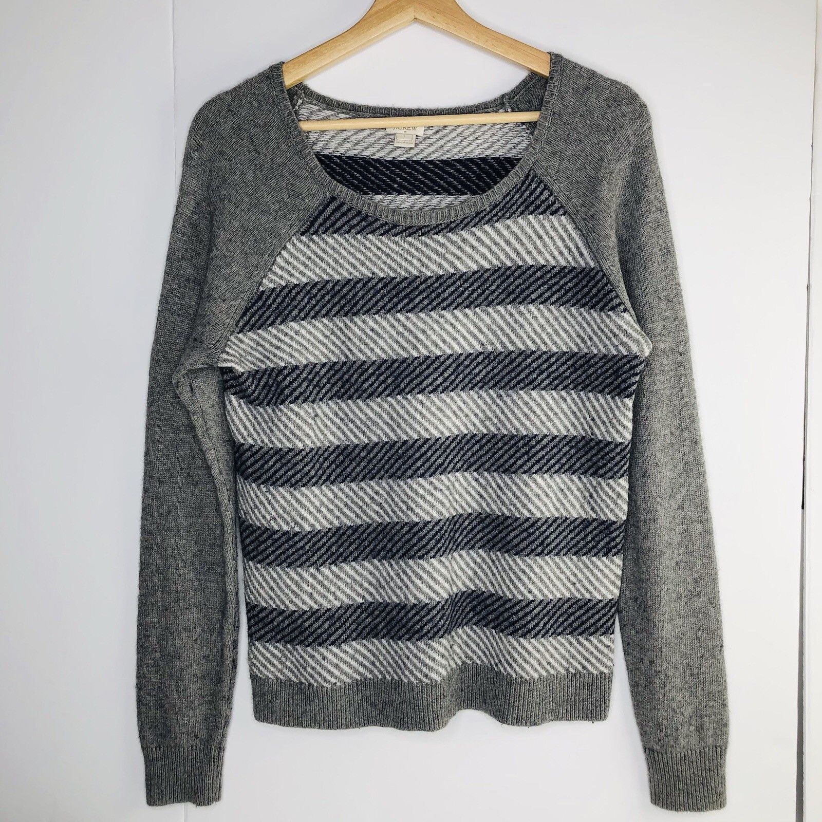 J.Crew J. Crew Womens Merino Wool Blend Zigzag Sweater Size L Size L / US 10 / IT 46 - 1 Thumbnail