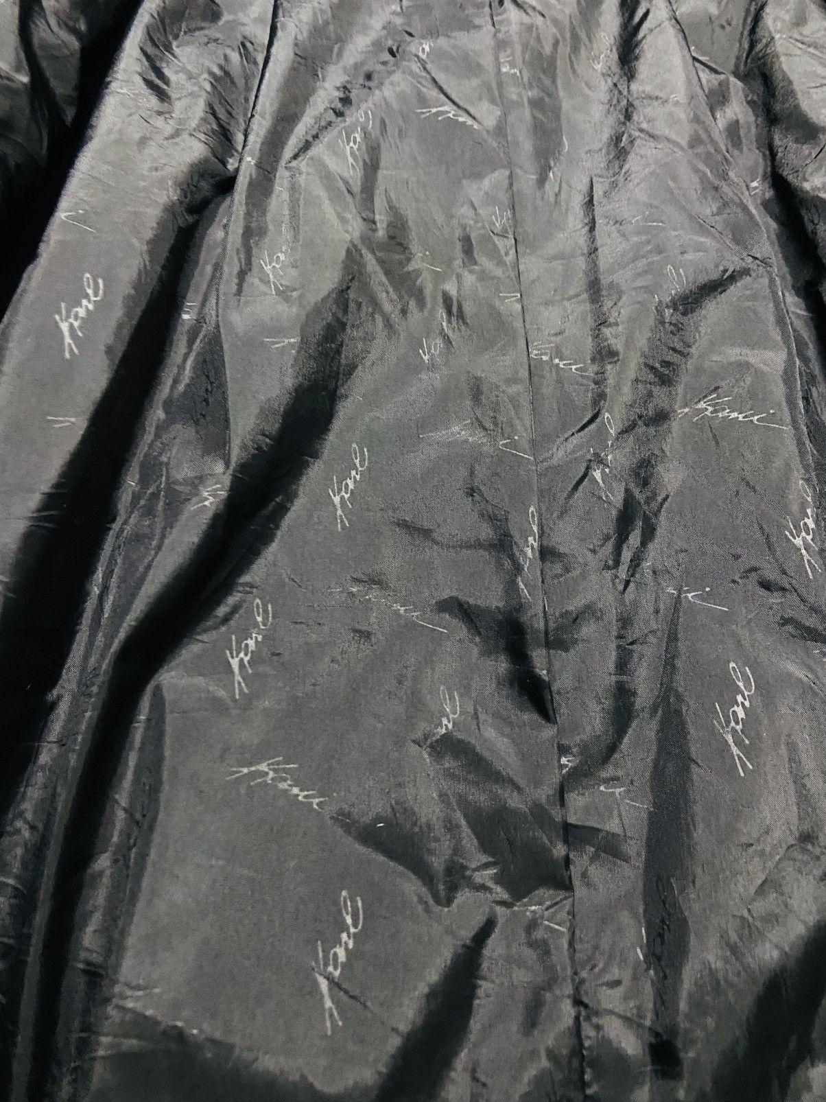 Karl Kani Rare 🔥🔥 Karl Kani Mohair-Style Bomber Jacket Size US XL / EU 56 / 4 - 13 Thumbnail