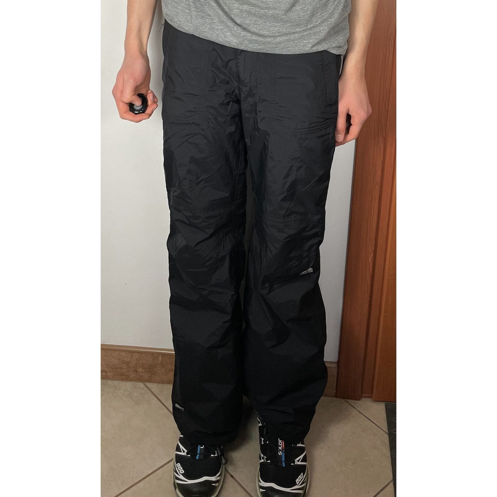 Nike × Nike ACG × Vintage Nike ACG Fitstorm 3 Outer Layer Women's Black Ski Pants XS Size 30" / US 8 / IT 44 - 2 Thumbnail