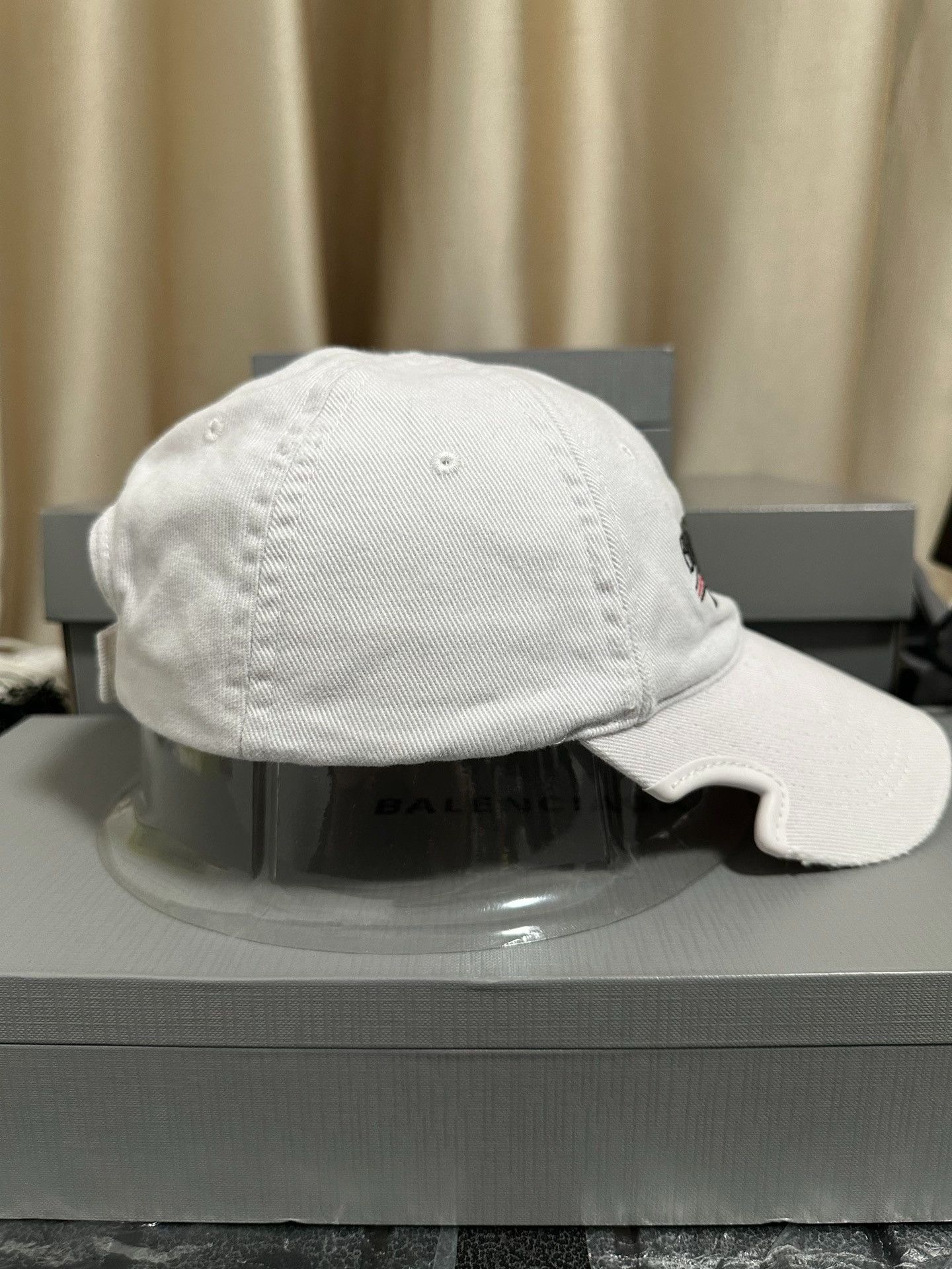 Balenciaga Balenciaga Distressed Coke Logo White Cap Size ONE SIZE - 2 Thumbnail