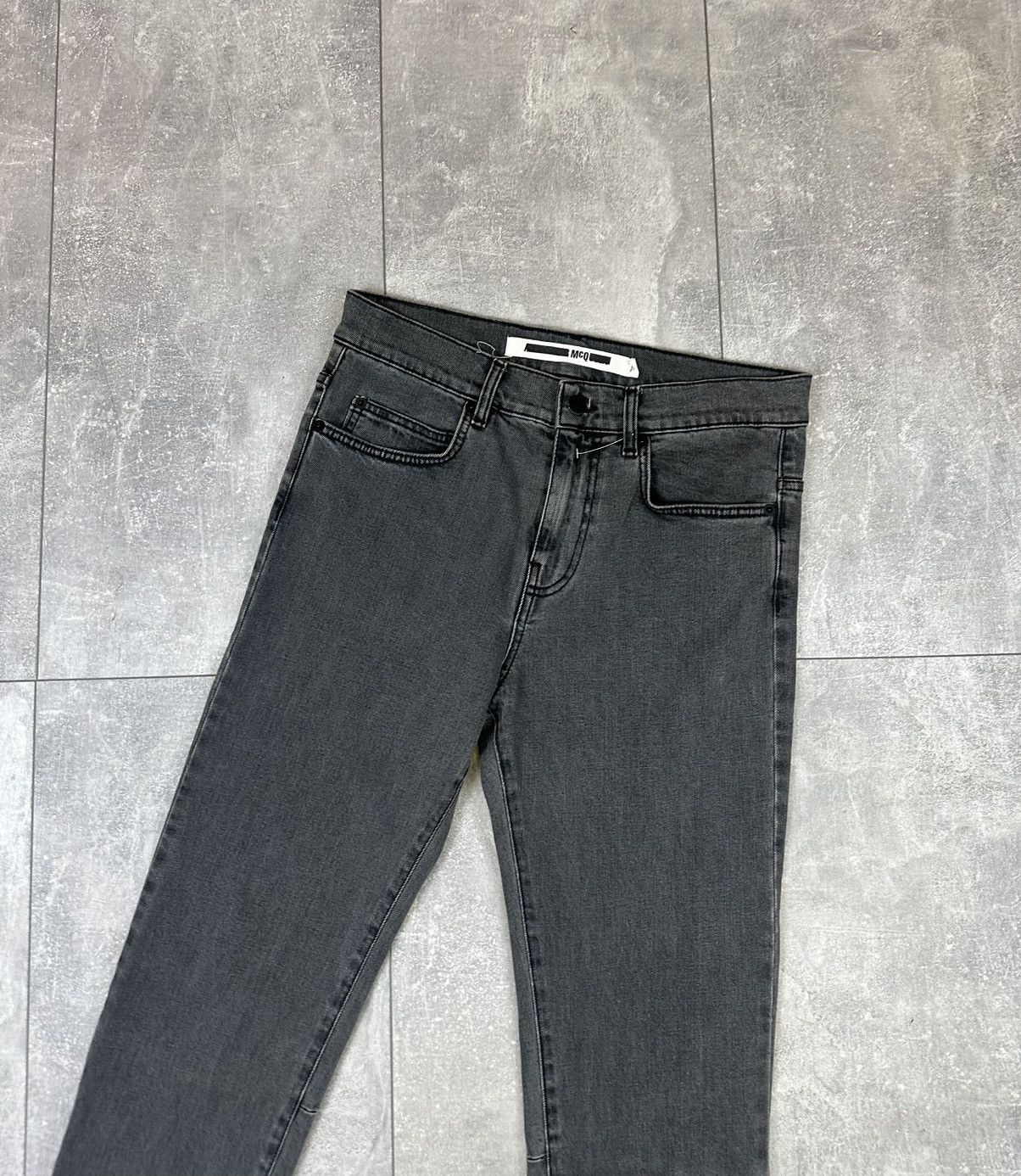 Alexander McQueen Alexander McQueen Vintage Luxury Grey Jeans Size US 29 - 7 Thumbnail