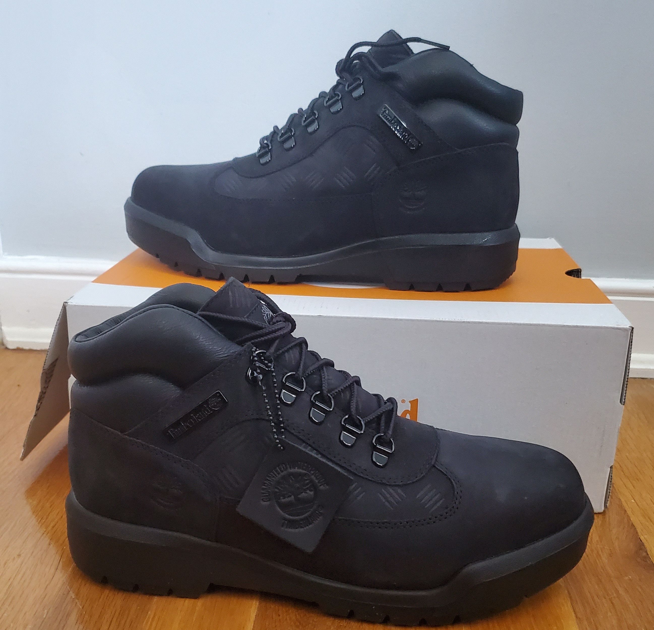 Timberland Timberland Classic Field Boot Size US 10 / EU 43 - 2 Thumbnail