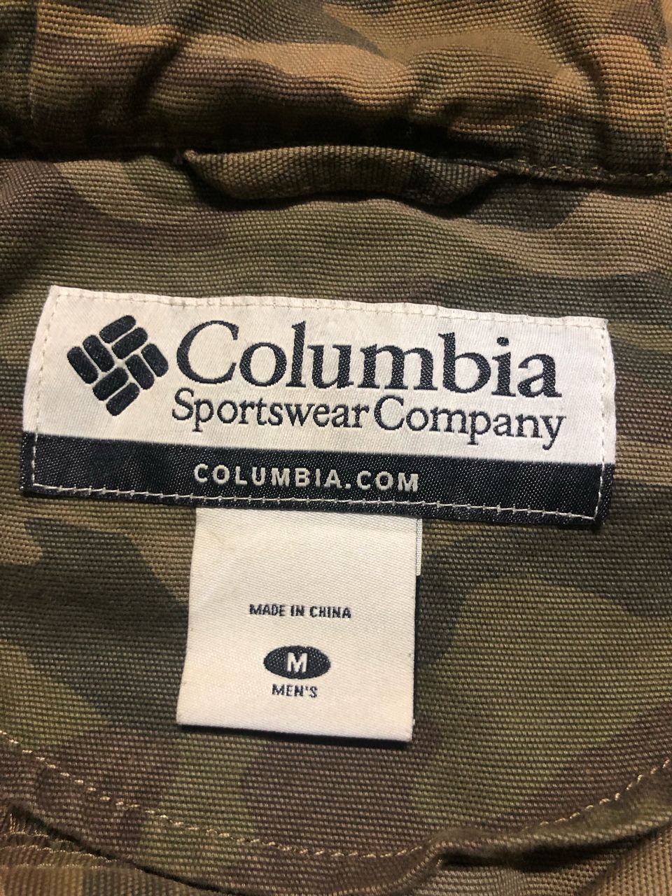 Columbia × Vintage VINTAGE COLUMBIA CAMOUFLAGE HOODED JACKET GOPCORE Size US M / EU 48-50 / 2 - 13 Thumbnail