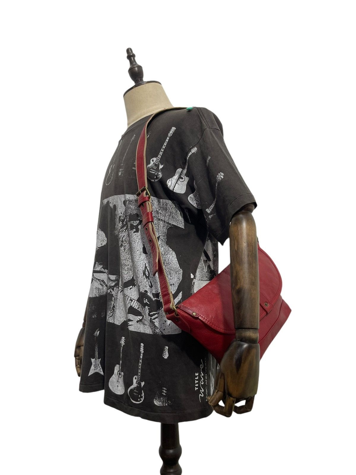 Japanese Brand Full Leather Effy Modern Design Cross Body Bag 1🟩0 Size ONE SIZE - 2 Thumbnail