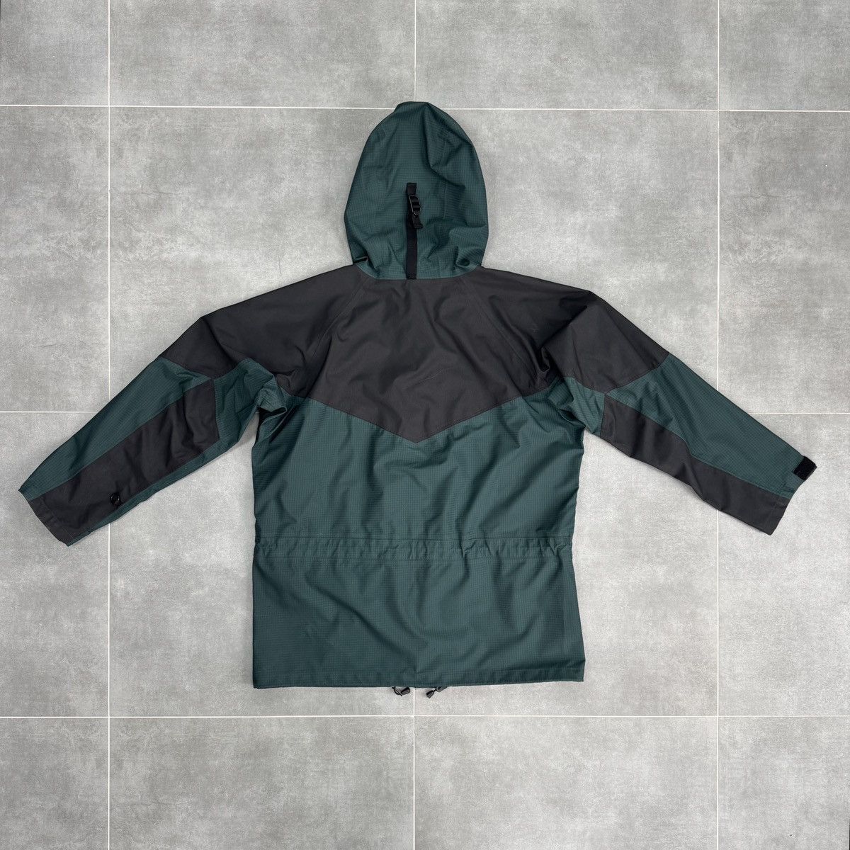 Berghaus Vintage Berghaus Extrem 7000 Gore-Tex Fabric Coat Jacket 90s Size US XL / EU 56 / 4 - 21 Thumbnail