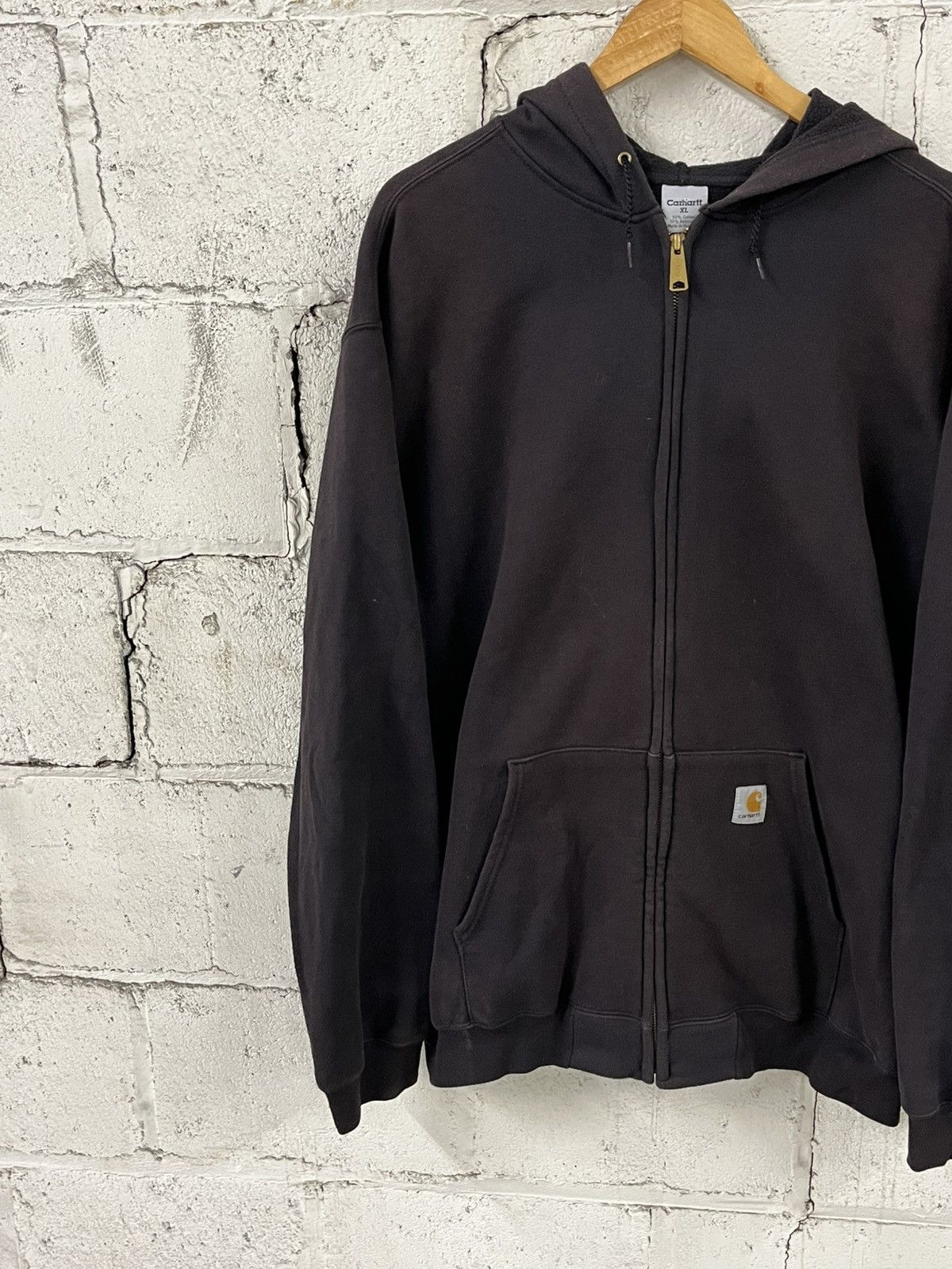 Carhartt Vintage Carhartt Zip Up Hoodie Sweater sweatshirt faded Size US XL / EU 56 / 4 - 4 Thumbnail