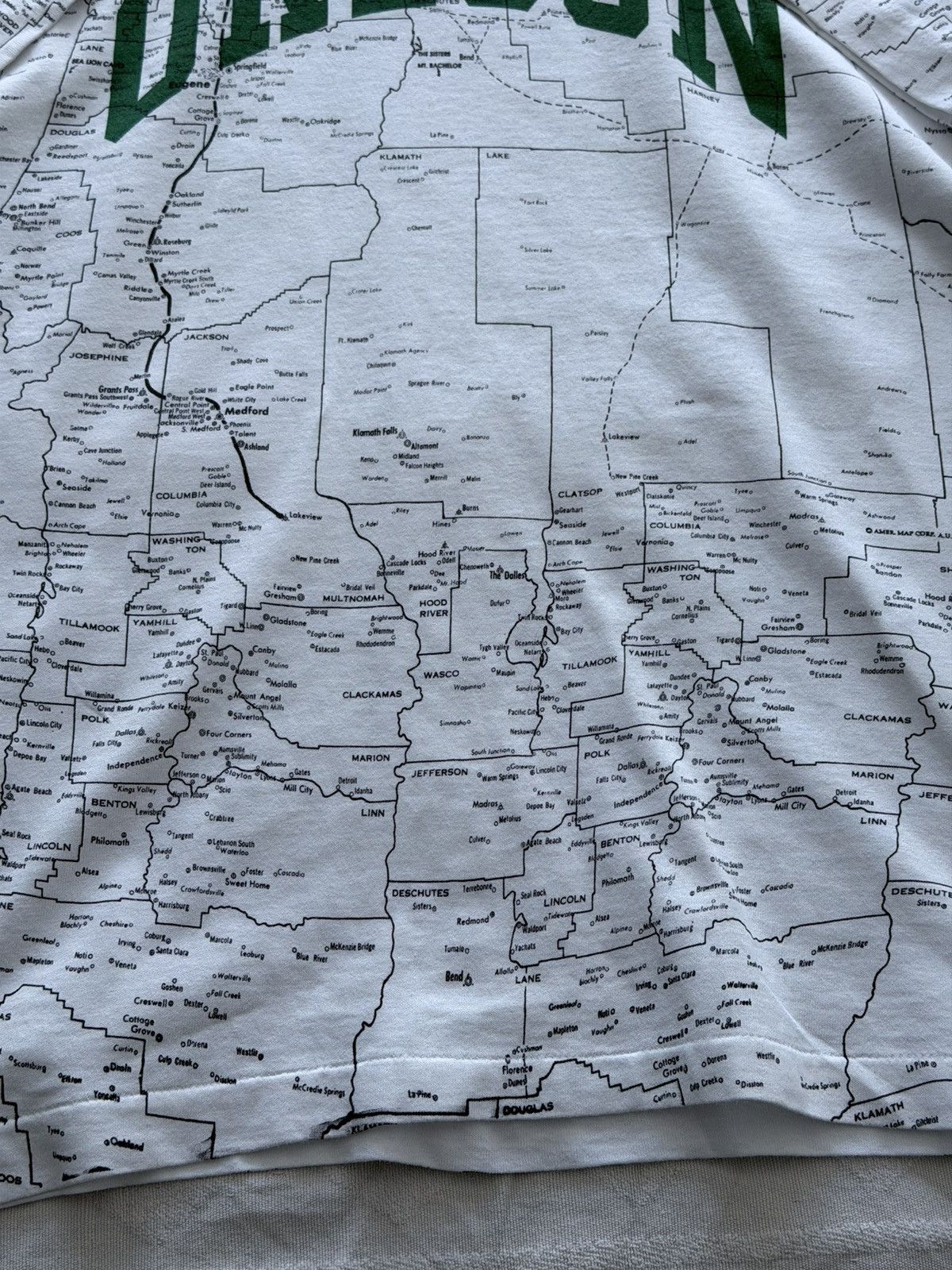 Vintage Vintage 90s Oregon Map AOP T-Shirt Tee Size US M / EU 48-50 / 2 - 5 Thumbnail