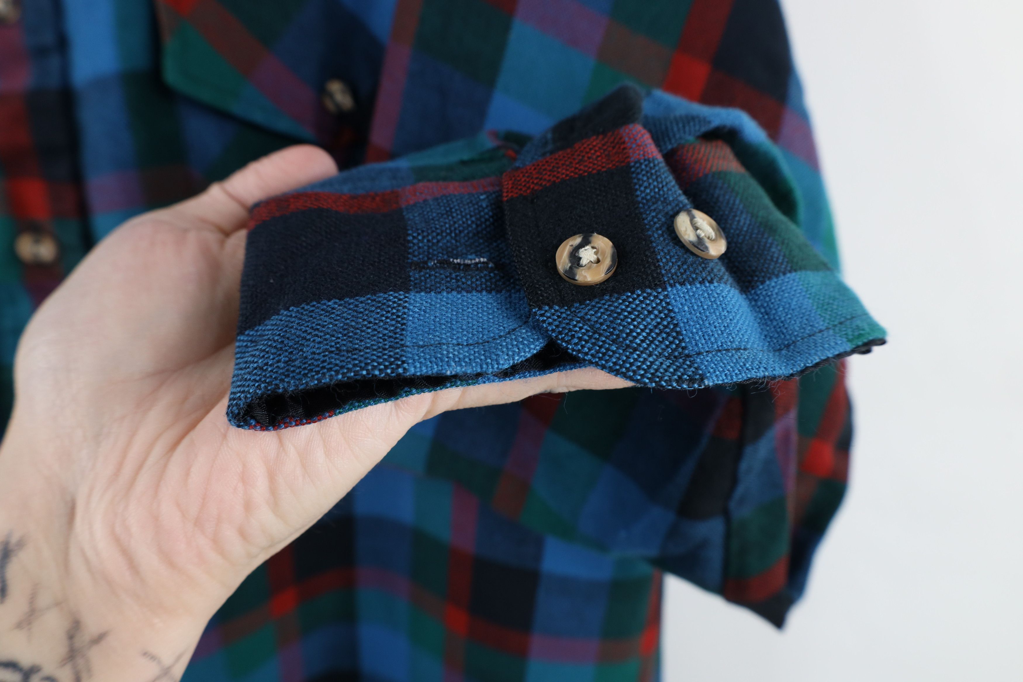 Vintage Vintage 90s Streetwear Collared Button Shirt Rainbow Plaid Size US XL / EU 56 / 4 - 5 Thumbnail