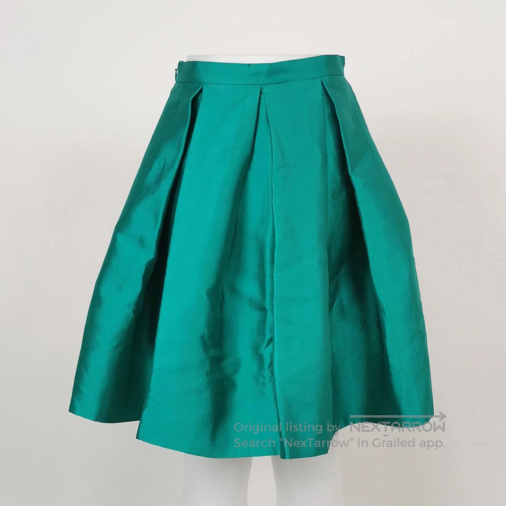 Prada Prada Solid Color Silk Blend Skirt . Size 37" - 2 Thumbnail