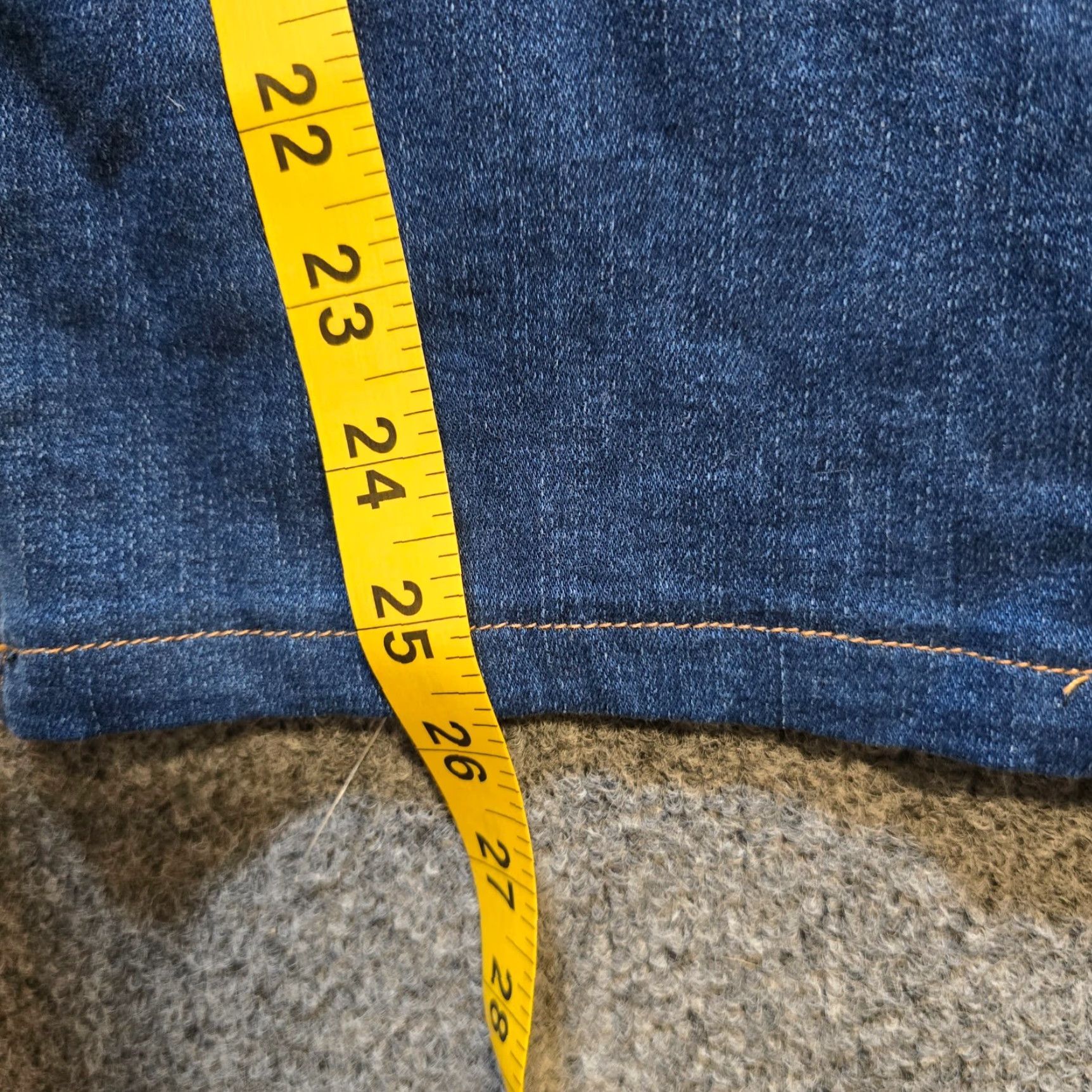 Tommy Bahama Tommy Bahama Jeans Mens 40X26 Blue Denim Straight Regular Rise 26 Inseam Medium Wash Casual Capsule Mens Jeans Size US 40 / EU 56 - 7 Thumbnail