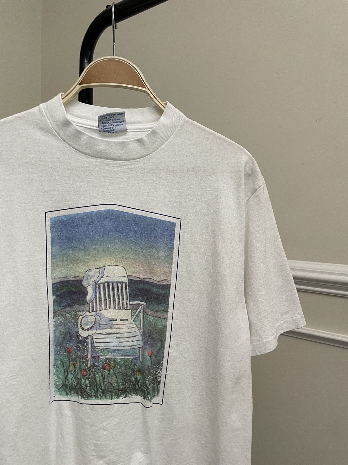 Vintage Vintage 90s White Art Graphic Painting Tee Shirt Unsoundrags Size US L / EU 52-54 / 3 - 1 Thumbnail