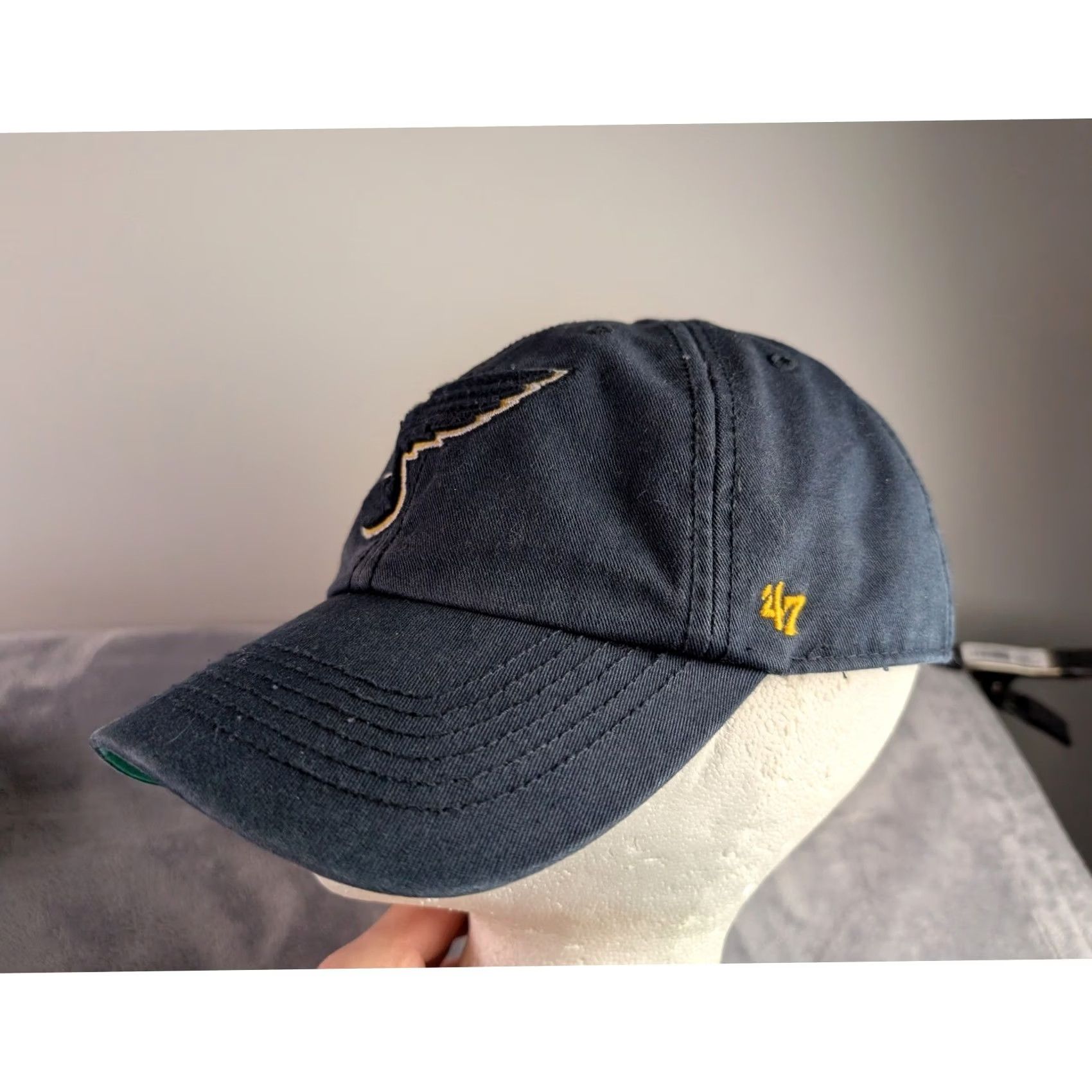 47 47 Brand St Louis Blues NHL Hat Navy Blue Embroidered Fitted Cap Mens OSFM Size ONE SIZE - 2 Thumbnail