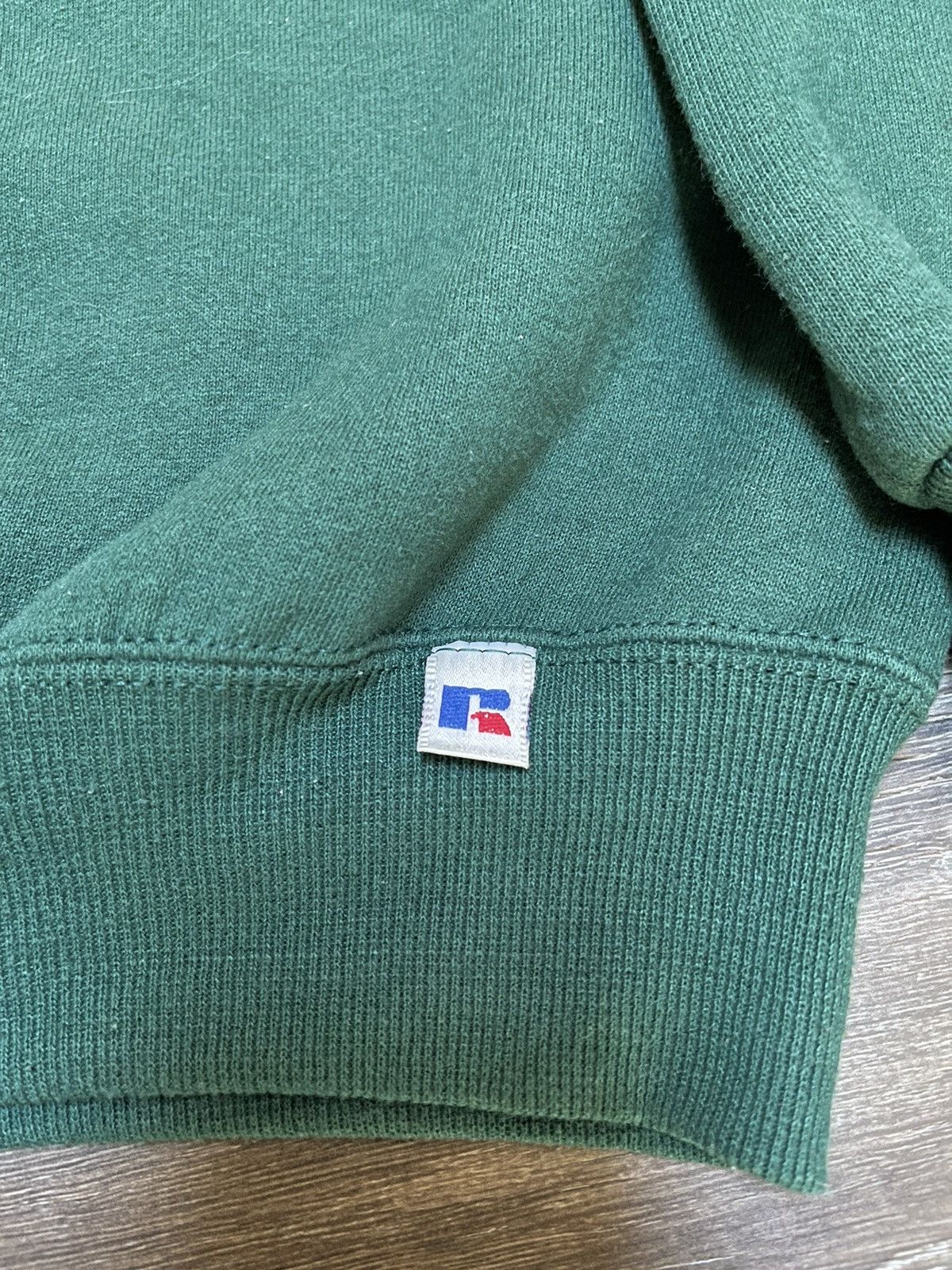 Russell Athletic × Vintage Vintage Russell Athletic Forest Green Crewneck Sweatshirt Size US M / EU 48-50 / 2 - 2 Thumbnail