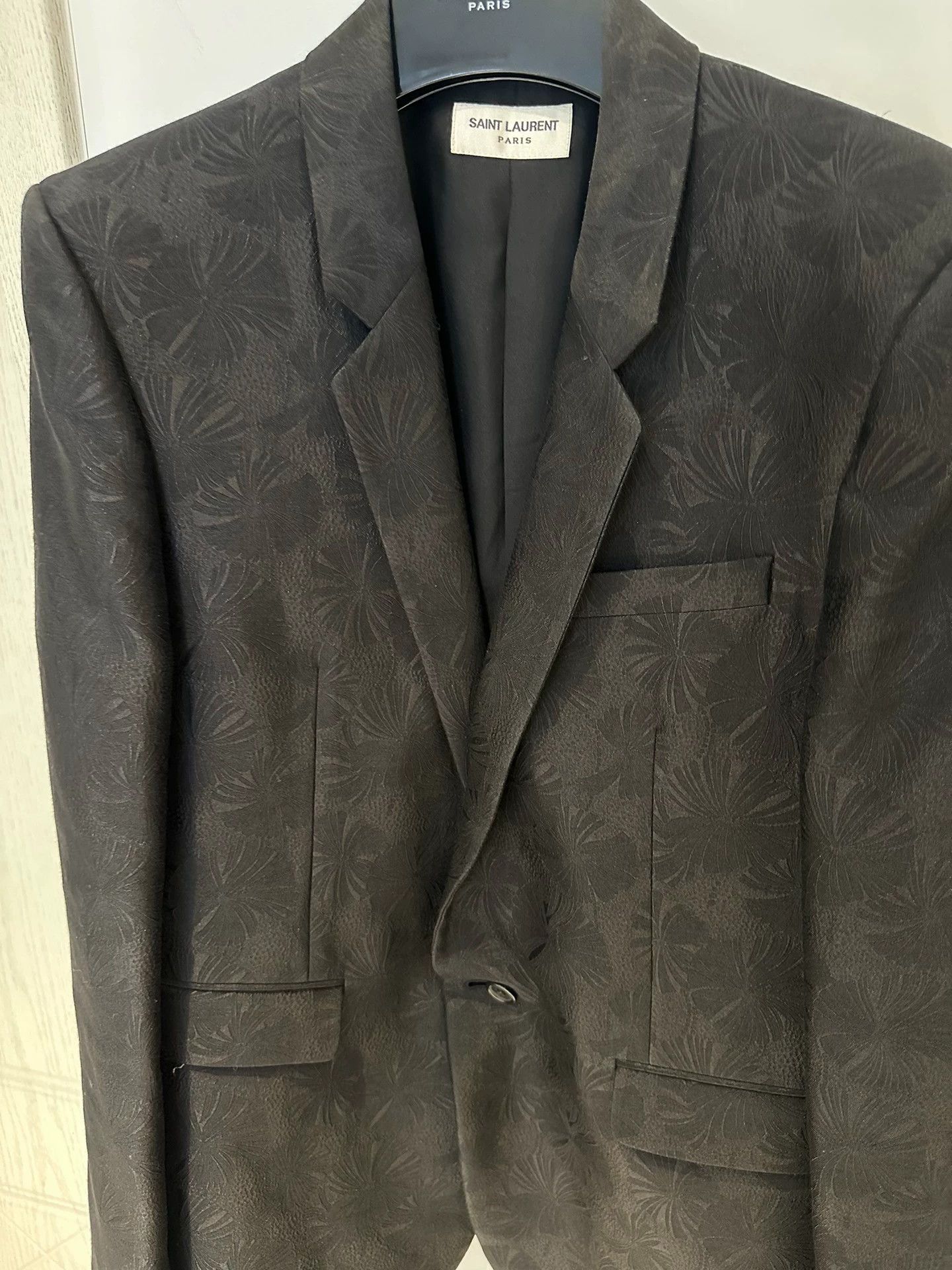 Saint Laurent Paris Saint Laurent Paris Dark patterned suit Size US XL / EU 56 / 4 - 1 Thumbnail