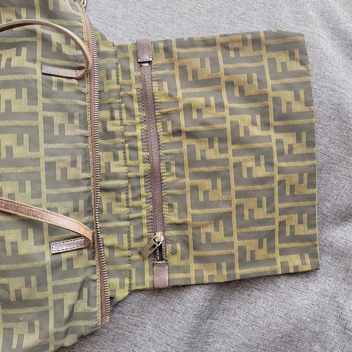 Fendi FENDI Zucca Monogram Tote. Size ONE SIZE - 4 Thumbnail
