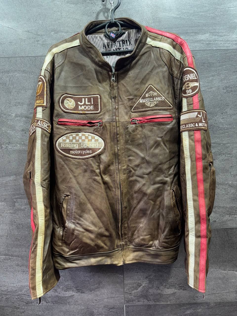 Vintage Aviatrix Men's Real Leather Brown Patch Racing Biker Jacket Size US XL / EU 56 / 4 - 1 Thumbnail