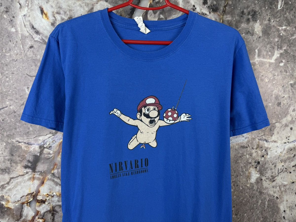Gildan Men’s Humor Nirvario Smells Like Mushrooms T-Shirt Size L Size US L / EU 52-54 / 3 - 3 Thumbnail