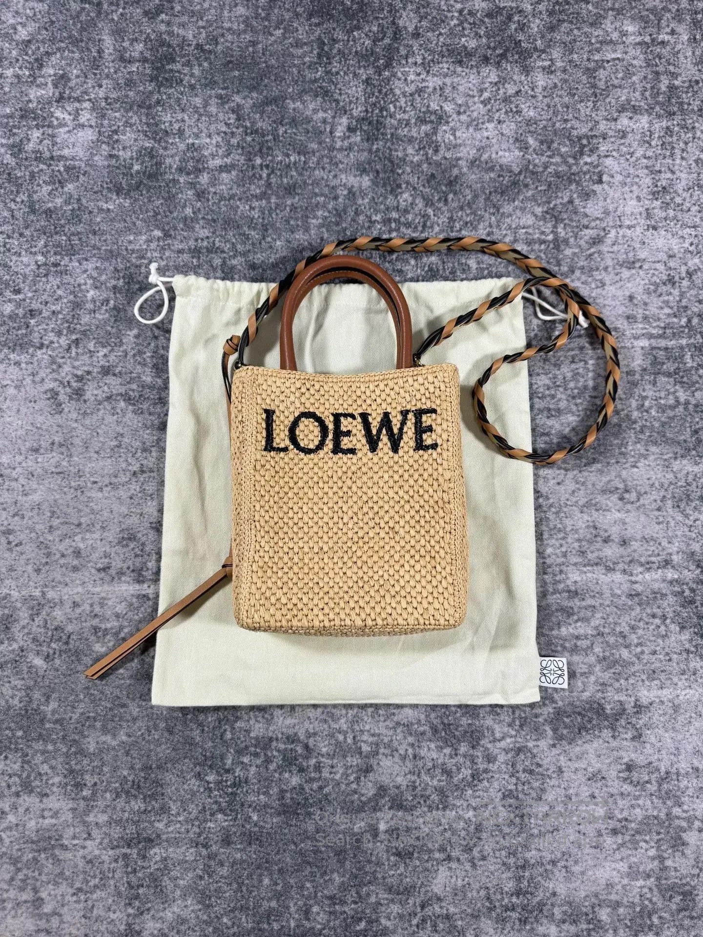 Loewe Loewe Straw Tote Bag Small Size. Size ONE SIZE - 1 Thumbnail