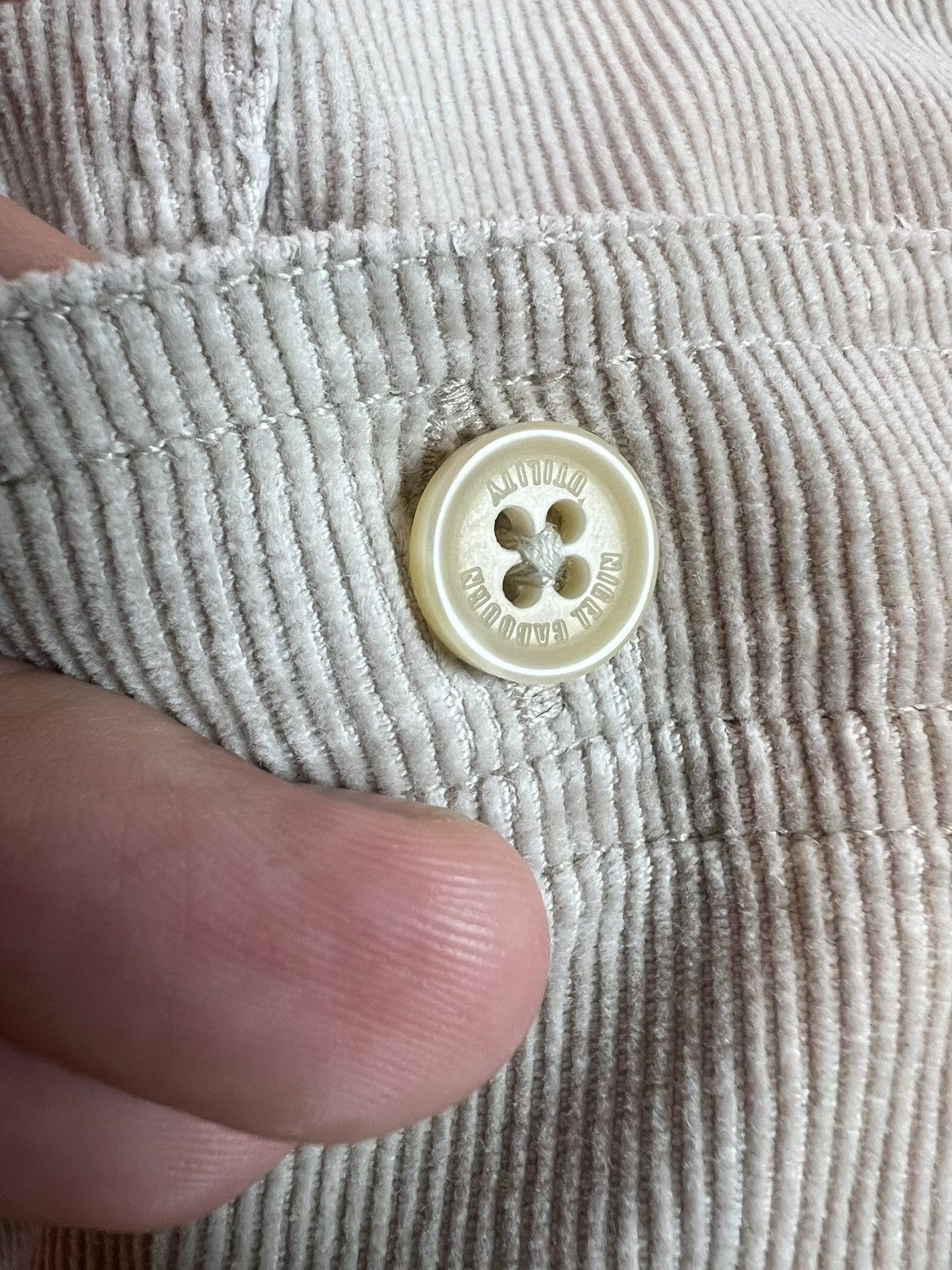 Nigel Cabourn Nigel Cabourn uutility shirt velvet shirt button ups rare Size US M / EU 48-50 / 2 - 6 Thumbnail