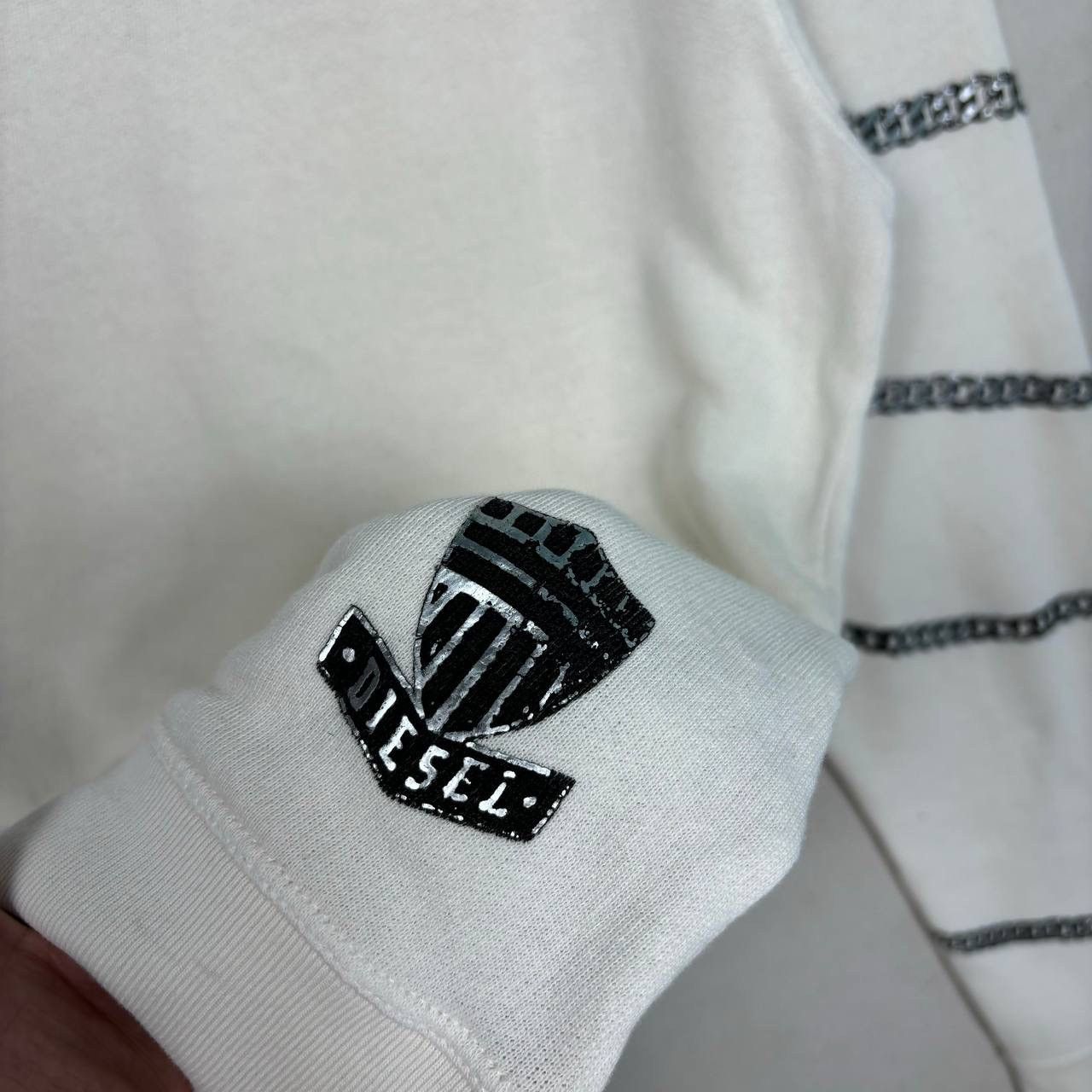Diesel Vintage Diesel Archive Chain Sleeve Sweatshirt Shield Logo Size US S / EU 44-46 / 1 - 6 Thumbnail