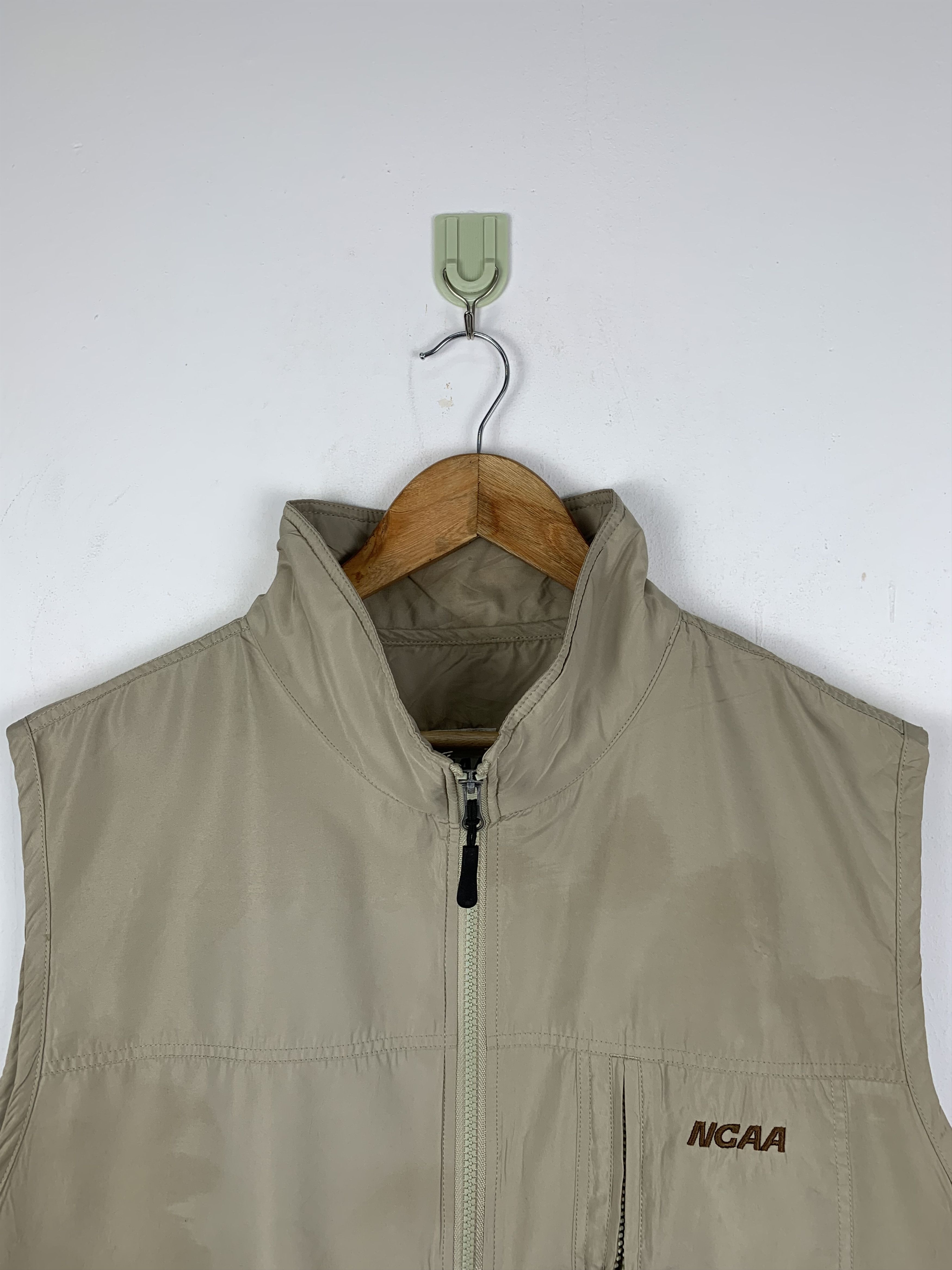 NCAA Vintage 90s NCAA Double Pocket Vests J1401 Size US XXL / EU 58 / 5 - 2 Thumbnail