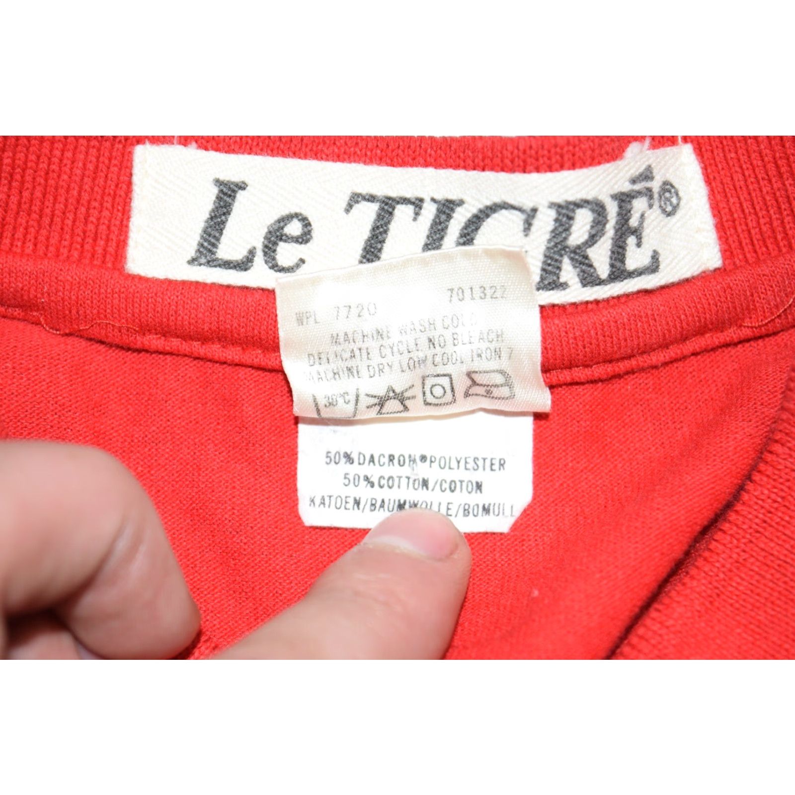 Vintage VINTAGE 80s Le Tigre Henley Shirt XL Bright Red 50/50 Dacron Casual Mens Size US XL / EU 56 / 4 - 6 Thumbnail