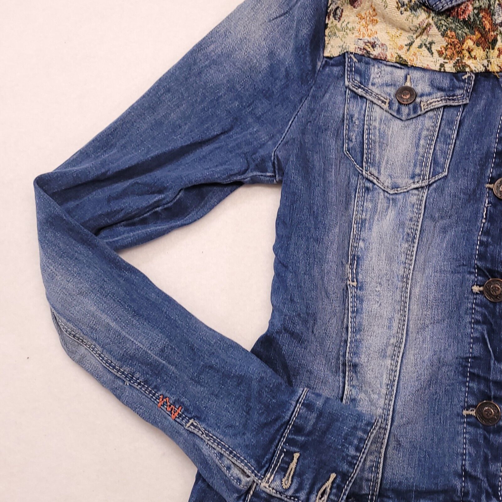 Forever 21 Forever 21 Button Up Denim Jacket Womens Size Medium M Blue Size M / US 6-8 / IT 42-44 - 5 Thumbnail