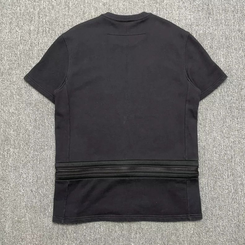 Givenchy Givenchy Big Zipper Design Black Short-sleeve 2506-Nextarro Size US S / EU 44-46 / 1 - 2 Thumbnail