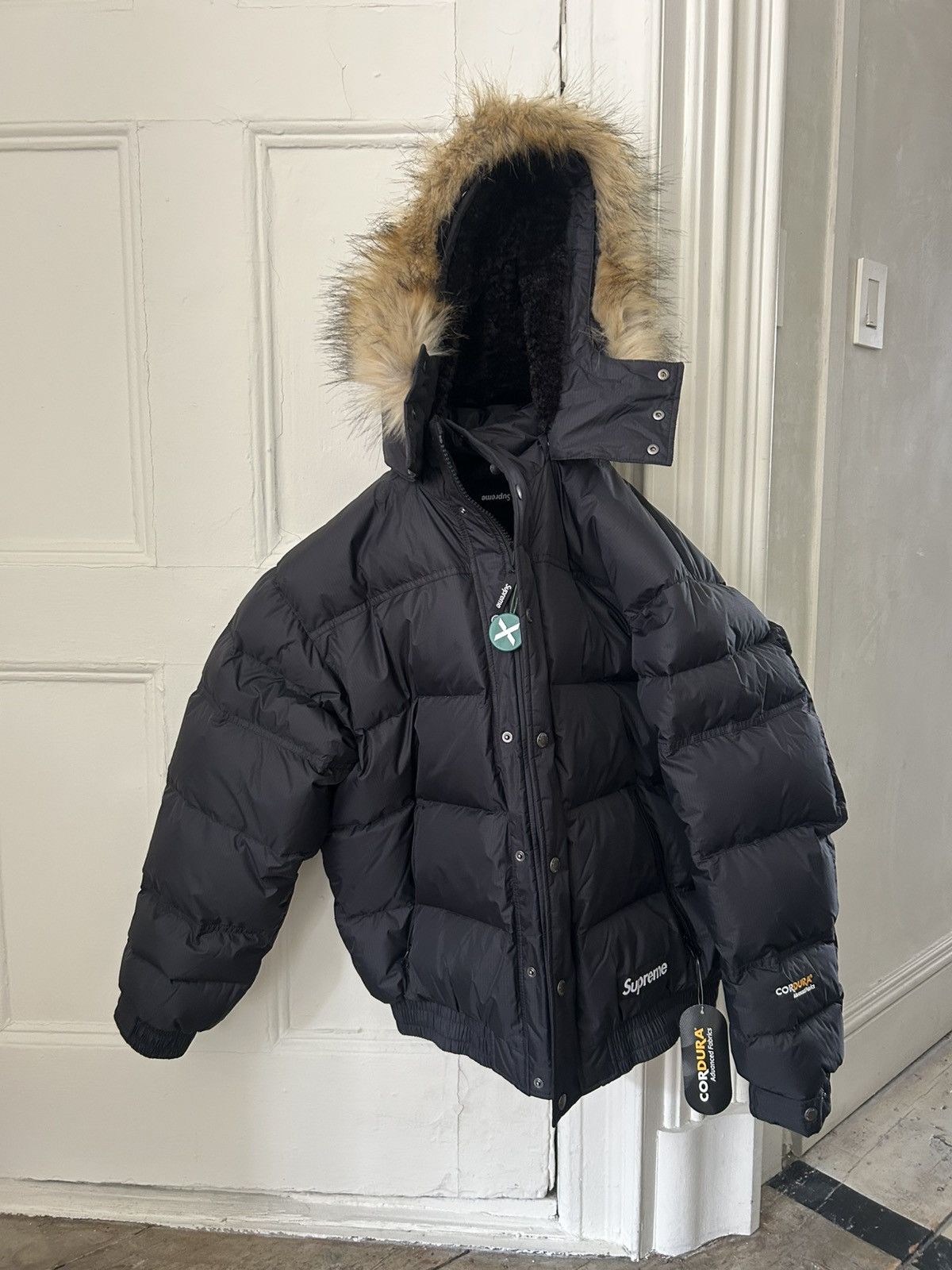 Supreme Supreme Facemask 700-Fill Down Puffer Jacket Size US L / EU 52-54 / 3 - 1 Thumbnail