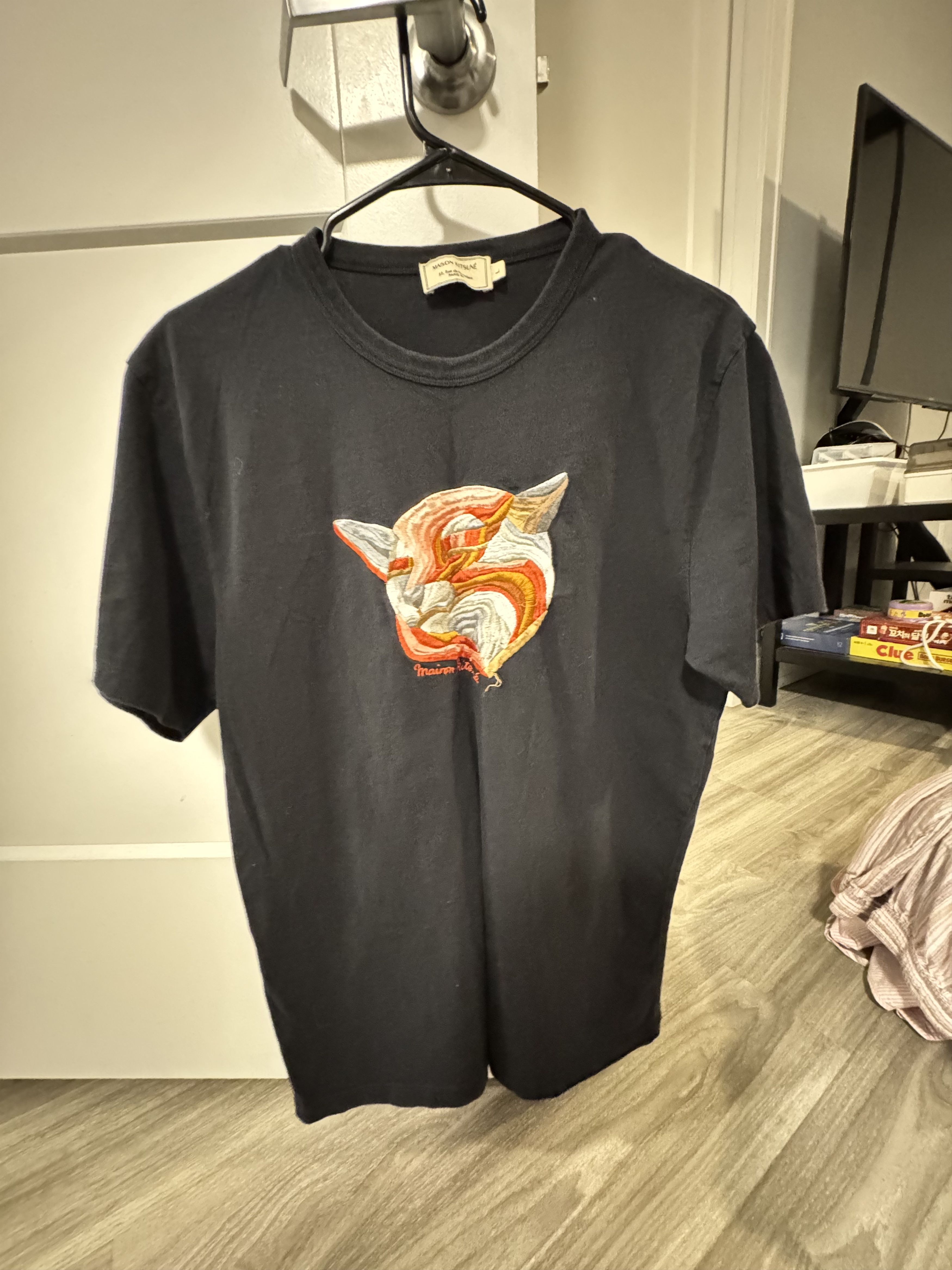 Maison Kitsune Maison Kitsune Big Embroidery Tee Size L / US 10 / IT 46 - 1 Thumbnail