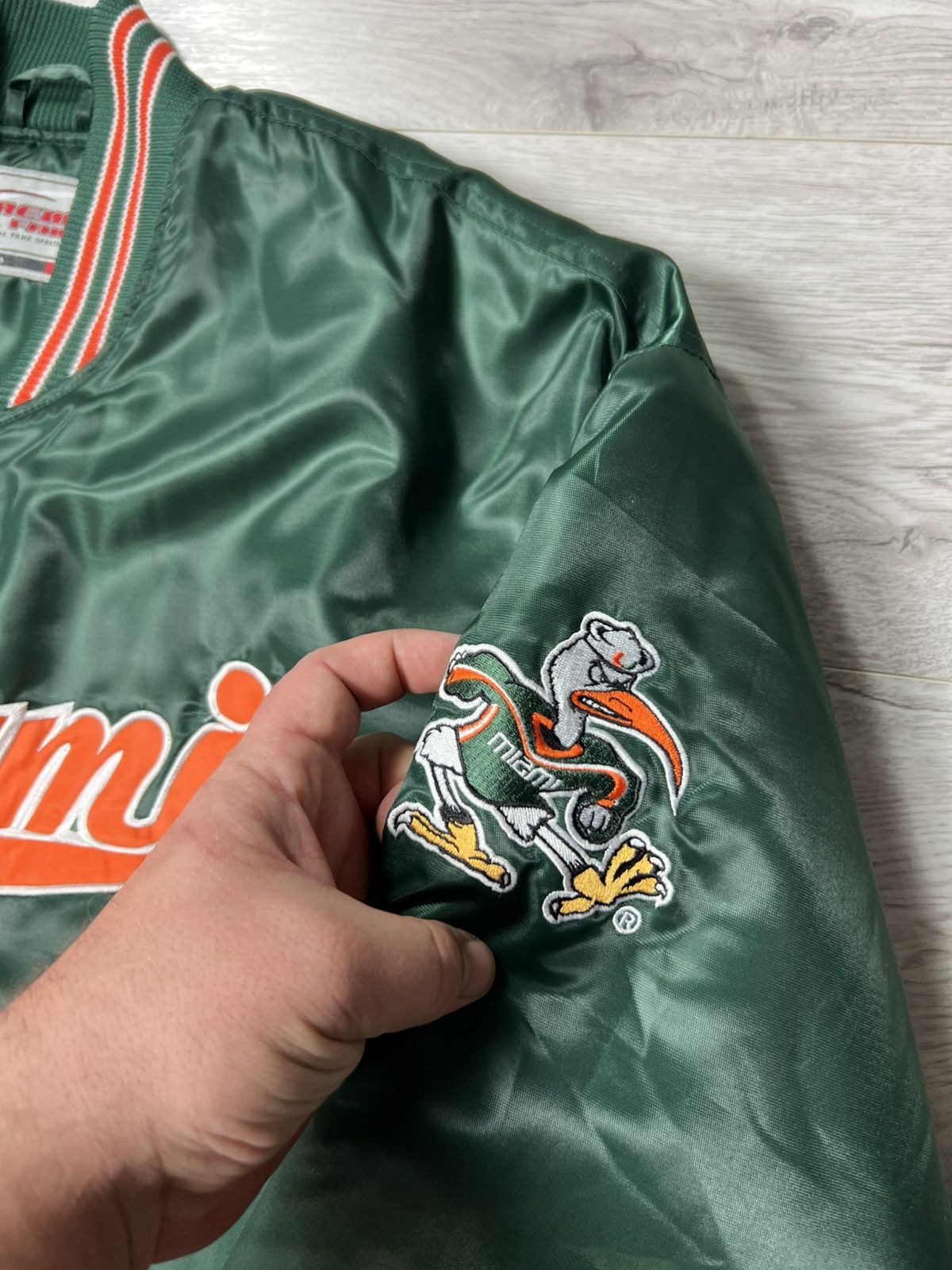 Starter Vintage 90s NCAA Miami Hurricanes Satin Snap Bomber Jacket Size US XL / EU 56 / 4 - 3 Thumbnail