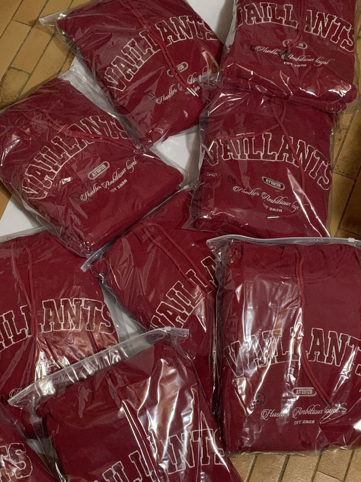 Other New Red wine tracksuit Size US M / EU 48-50 / 2 - 14 Thumbnail