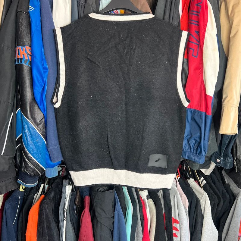 Japanese Brand × WE11DONE vest sweater sweter We11done M Japan rare Size US M / EU 48-50 / 2 - 2 Thumbnail