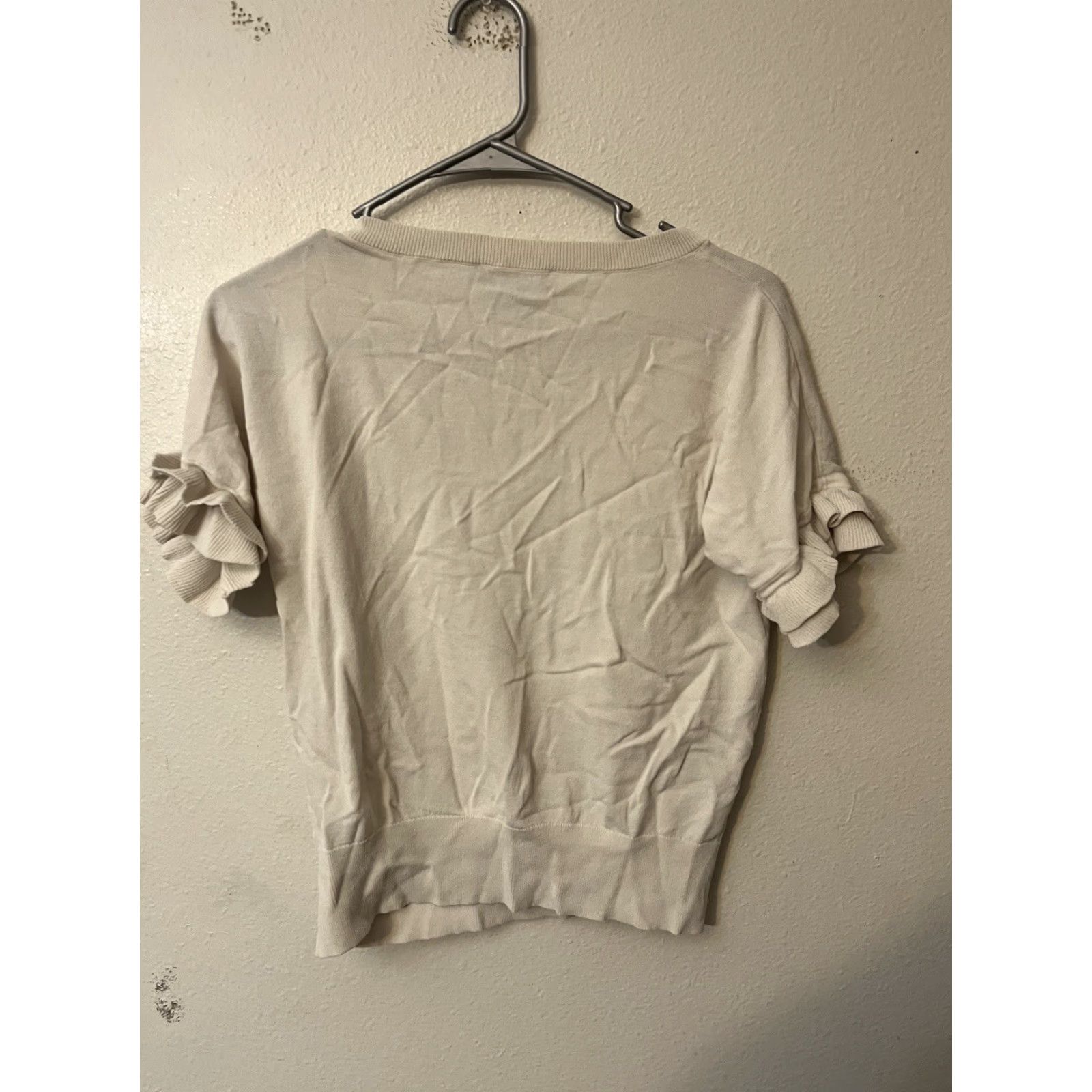 Ann Taylor Ann Taylor Blouse Petite PS Short Sleeve Ruffle Ivory Viscose Blen Stretch Size S / US 4 / IT 40 - 3 Thumbnail