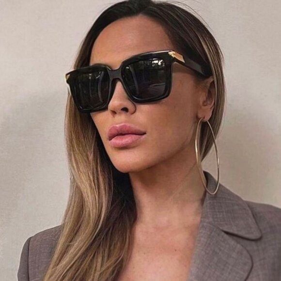 Bottega Veneta 🕶️ New Bottega Veneta BV1005S 001 Sunglasses - Black Frame Size ONE SIZE - 1 Thumbnail