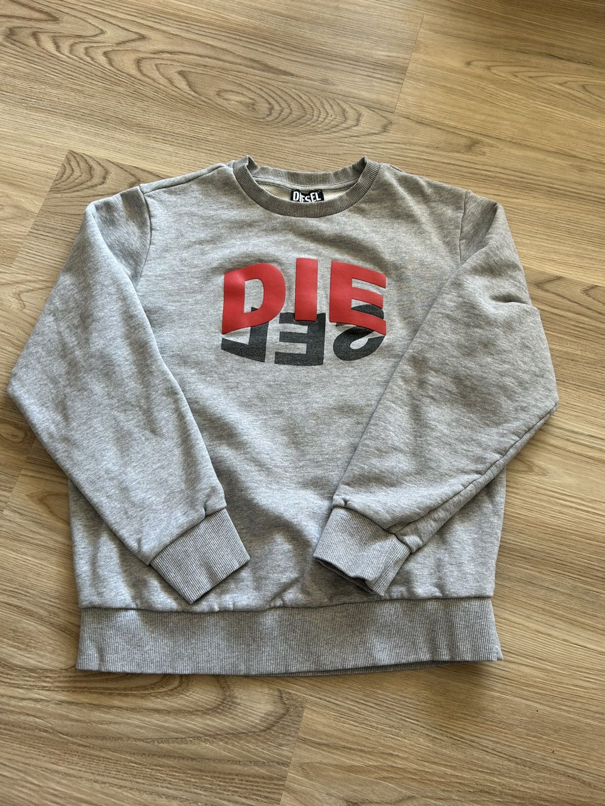 Diesel Diesel Mirror Logo Spell Out Crewneck Sweater Size US S / EU 44-46 / 1 - 1 Thumbnail