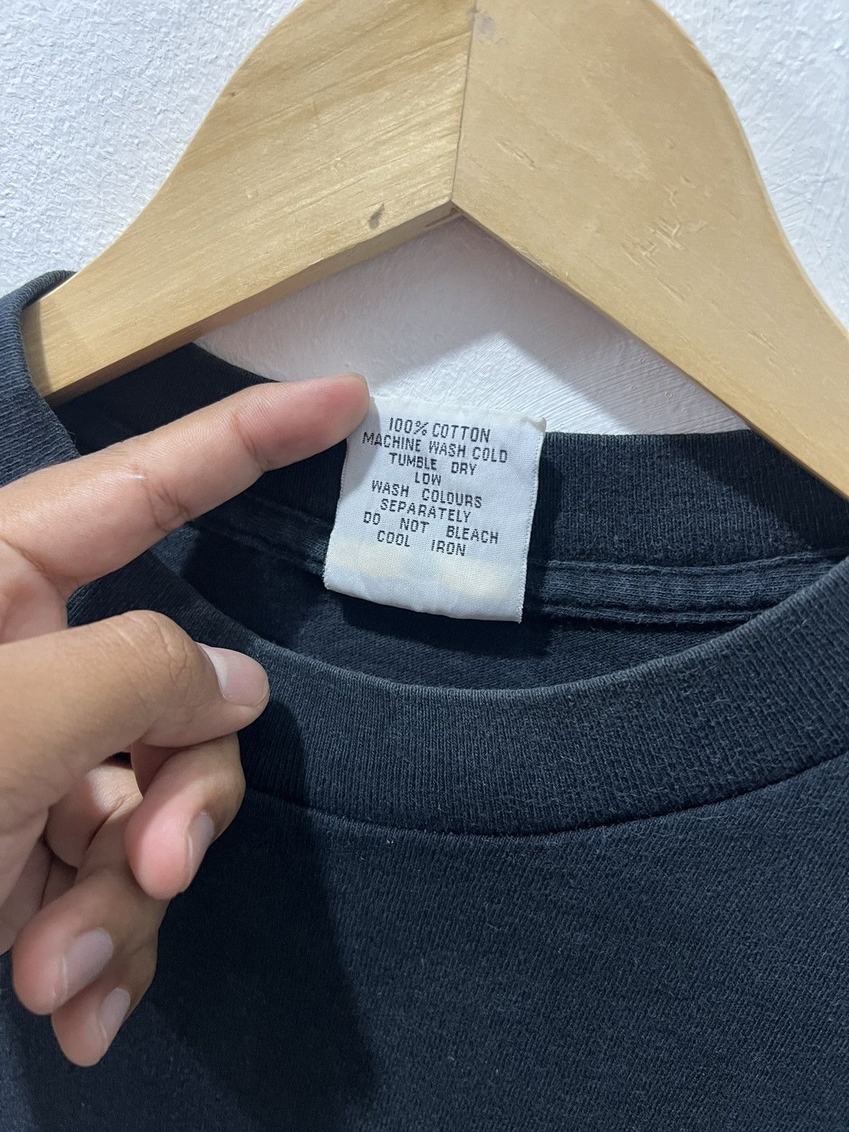 Cross Colours × Vintage Vintage 90s Cross Colours Wording Longsleeve Tshirt Size US L / EU 52-54 / 3 - 9 Thumbnail