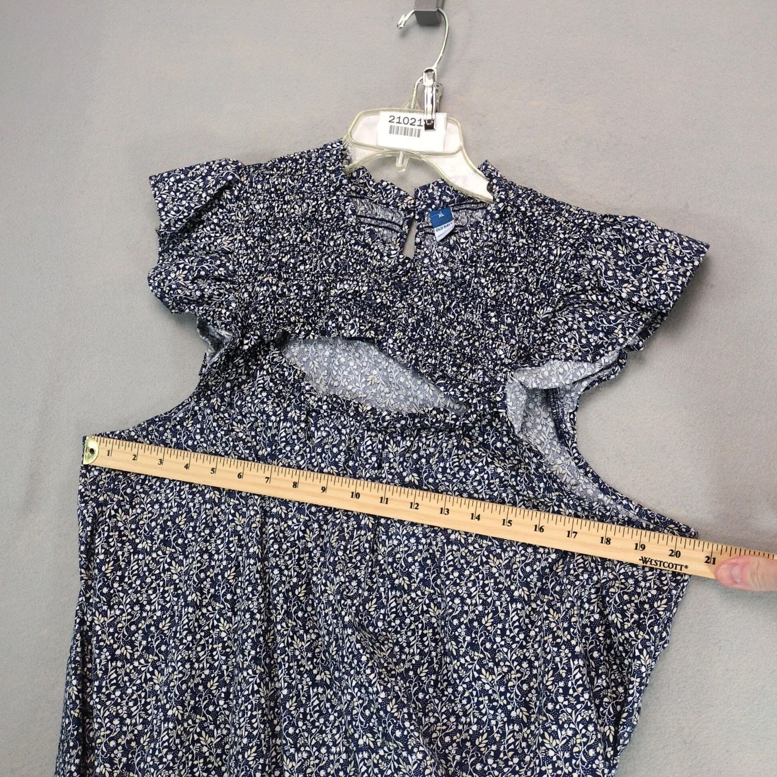 Old Navy Old Navy Ditsy Floral Tiered Dress XL Smocked Cutout Front Size XL / US 12-14 / IT 48-50 - 6 Thumbnail