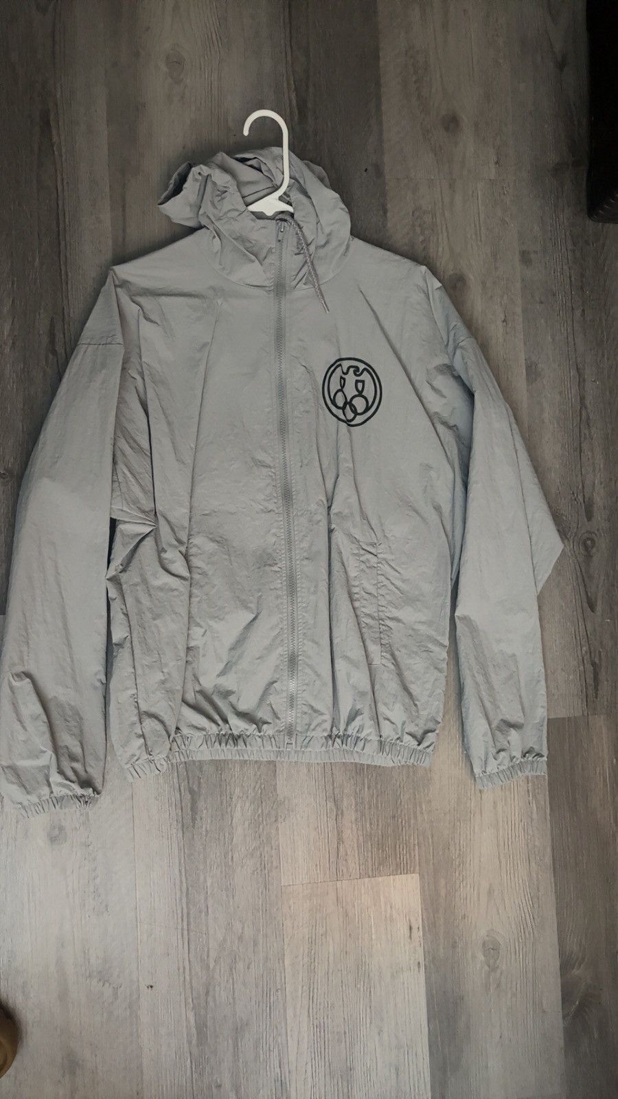 Ye Wind breaker