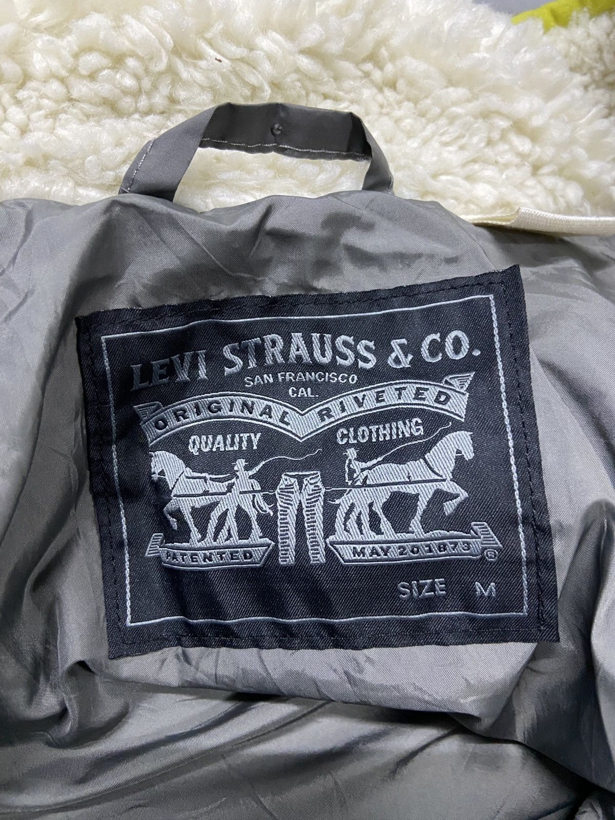 Levi's LEVI’S LAKESIDE MOCK NECK SHERPA FLEECE JACKET Size US M / EU 48-50 / 2 - 6 Thumbnail