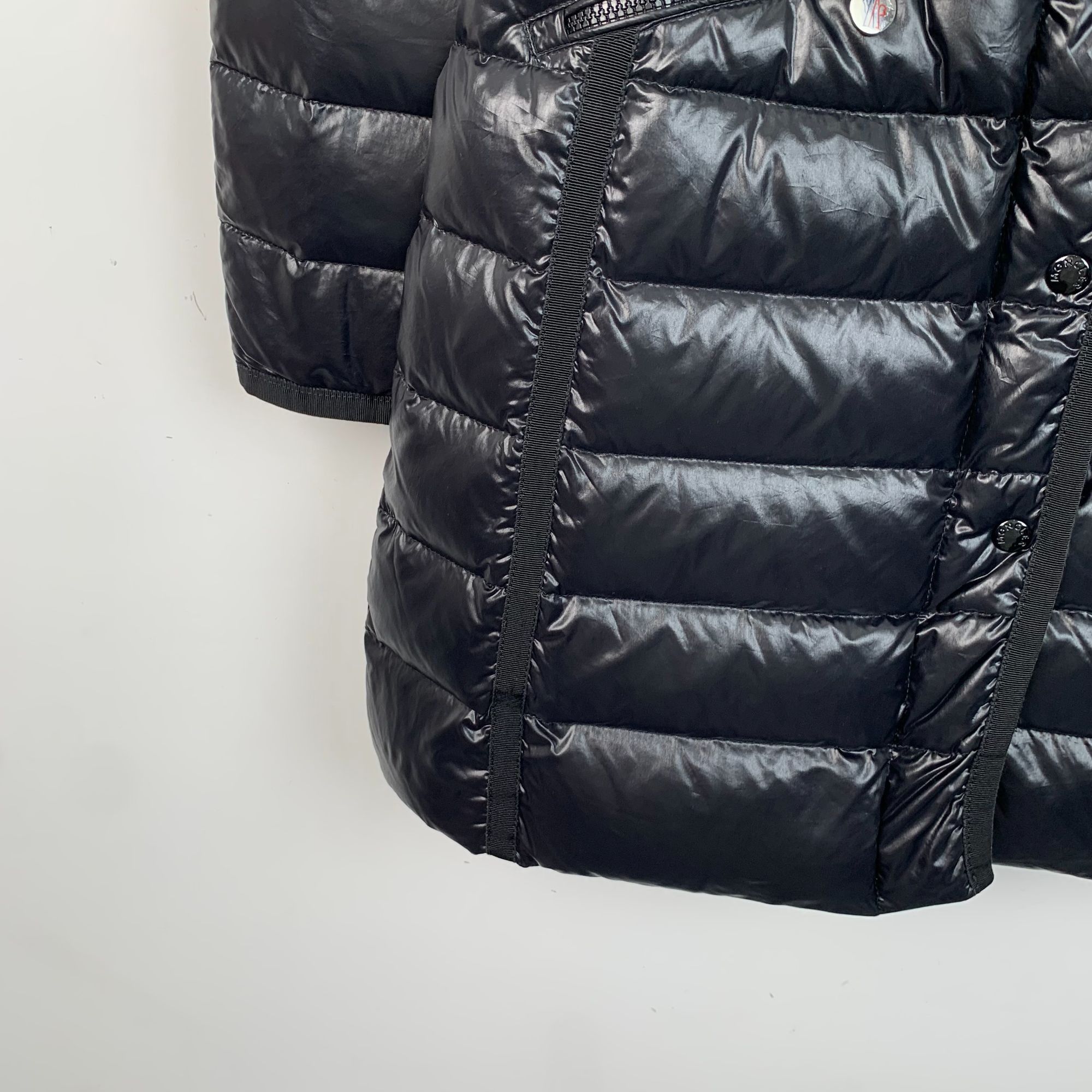 Moncler Moncler Womens Black Down Puffer Coat With Fur Trim Hood Lon Size XS / US 0-2 / IT 36-38 - 4 Thumbnail