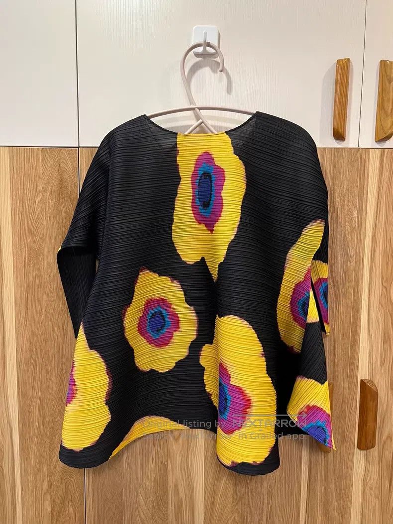 Issey Miyake Issey Miyake Sunflower Top Size L / US 10 / IT 46 - 4 Thumbnail