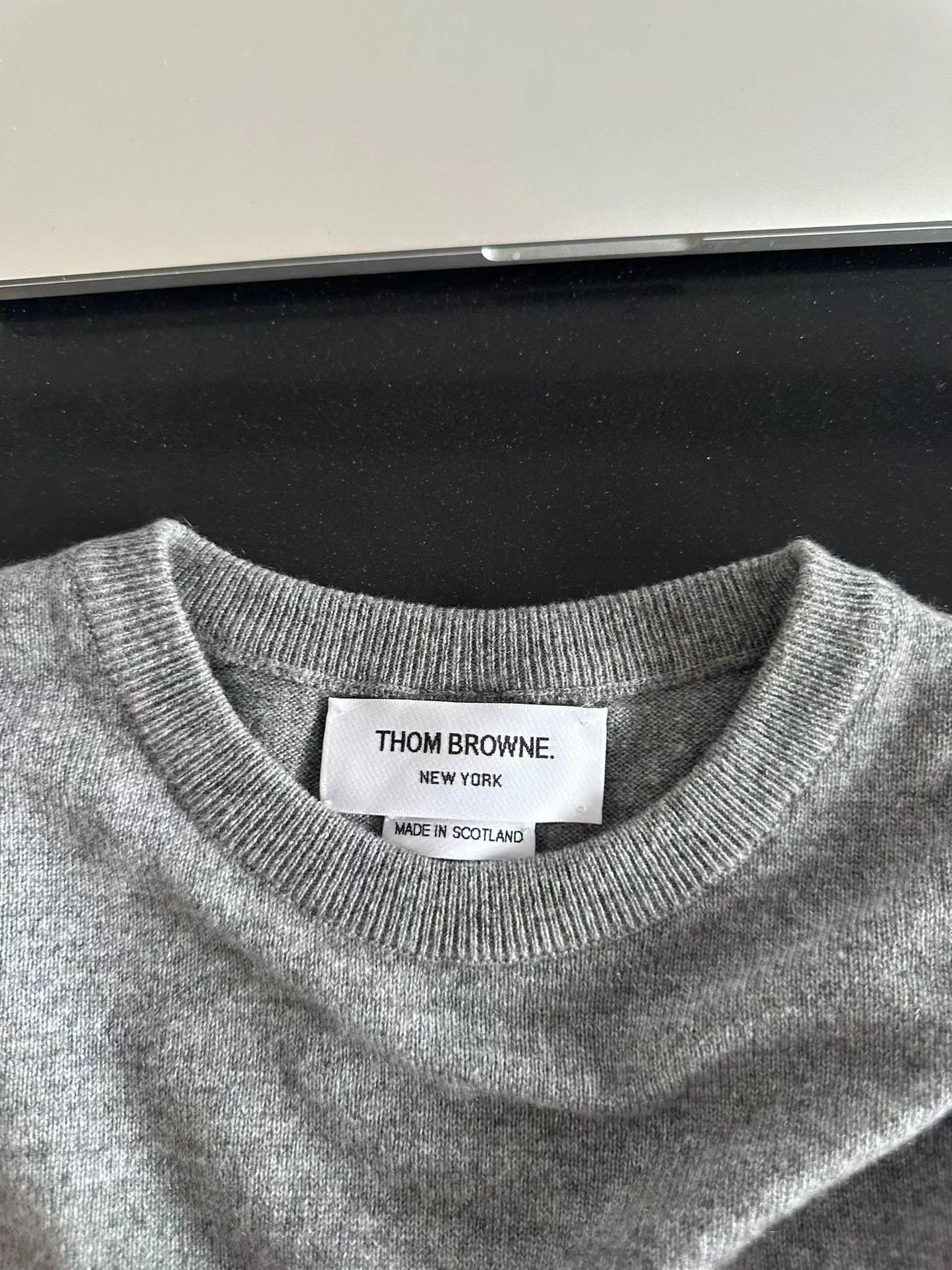 Thom Browne Thom Browne Gray Cashmere Sweater Size 4 Size US XL / EU 56 / 4 - 3 Thumbnail