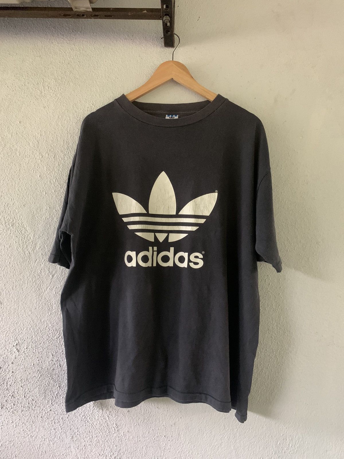 Adidas Vintage Adidas Mirror Tee Size US L / EU 52-54 / 3 - 1 Thumbnail