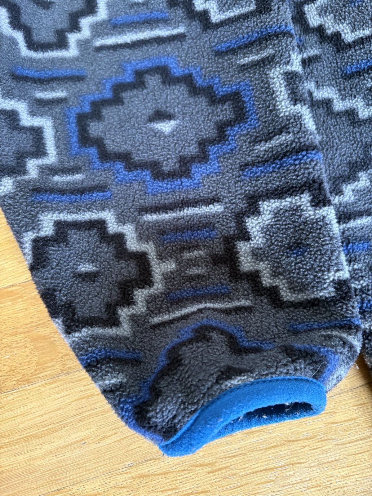 Patagonia Patagonia Synchilla Fleece size M great condition Size US M / EU 48-50 / 2 - 4 Thumbnail