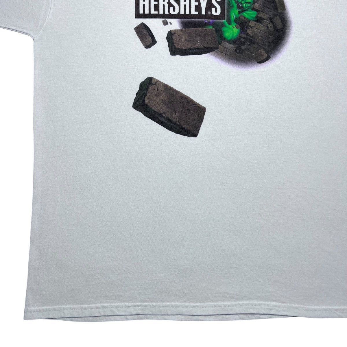Marvel Comics 2003 Marvel The Incredible Hulk Hersheys Chocolate Promo Tee Size US XL / EU 56 / 4 - 8 Thumbnail