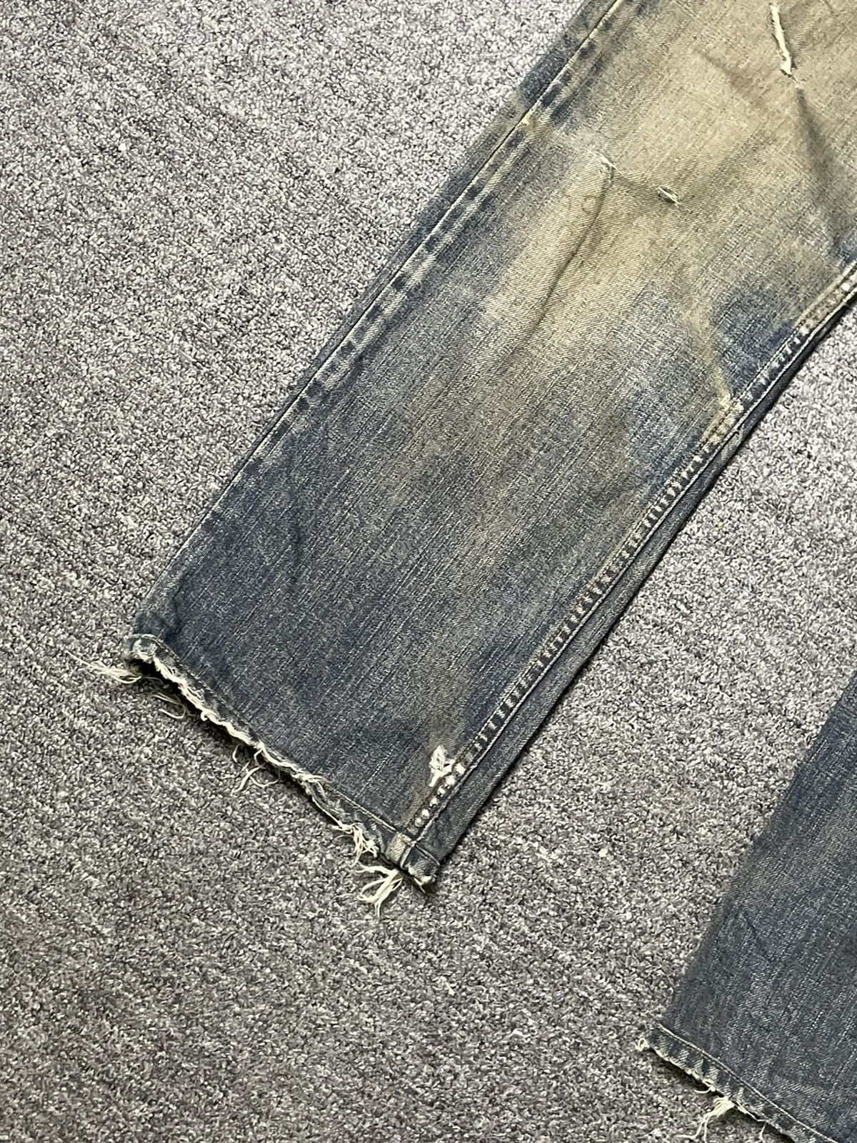Diesel Vintage DIESEL Straight Cut Distressed Denim (91) Size US 29 - 2 Thumbnail